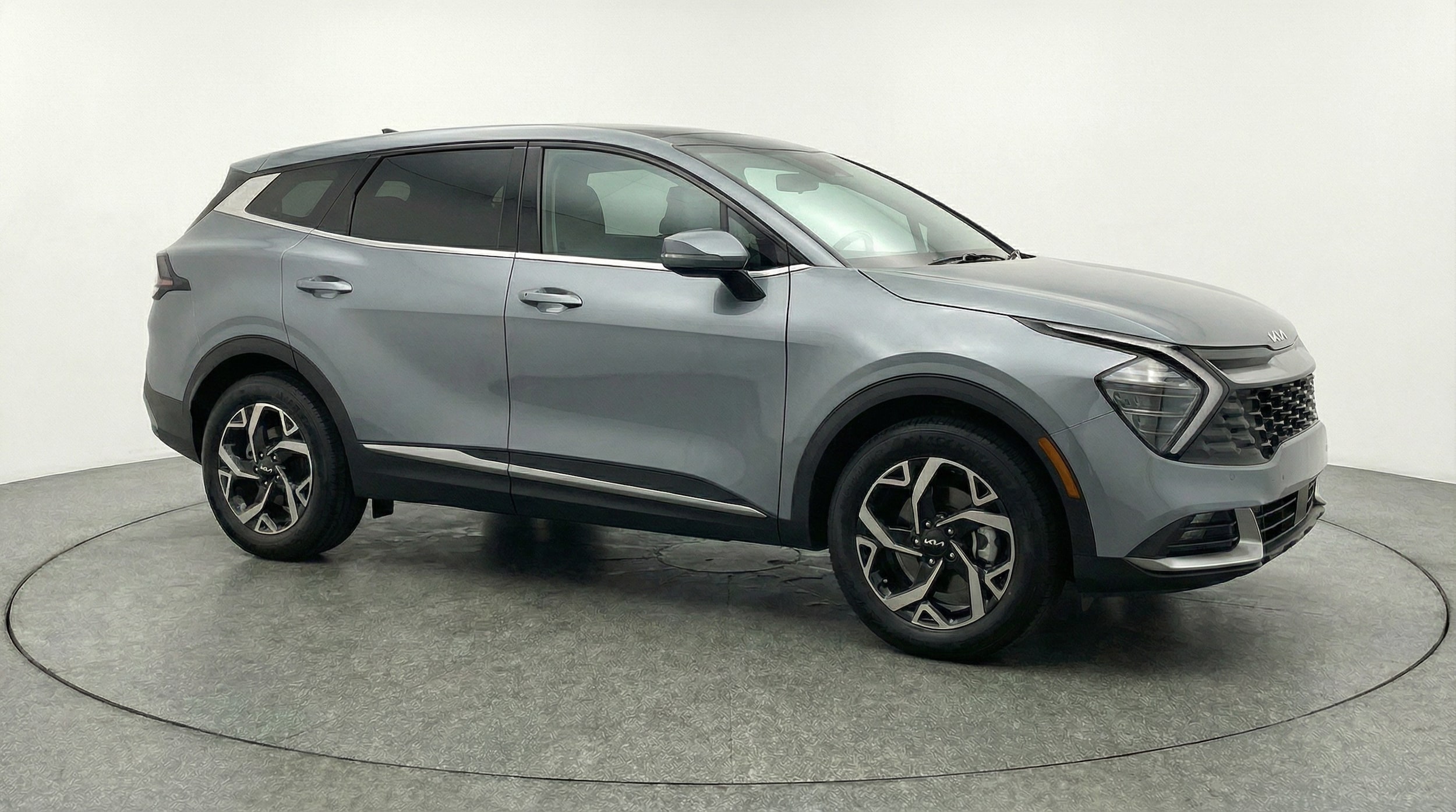 Thumbnail: 2025 Kia Sportage - 1