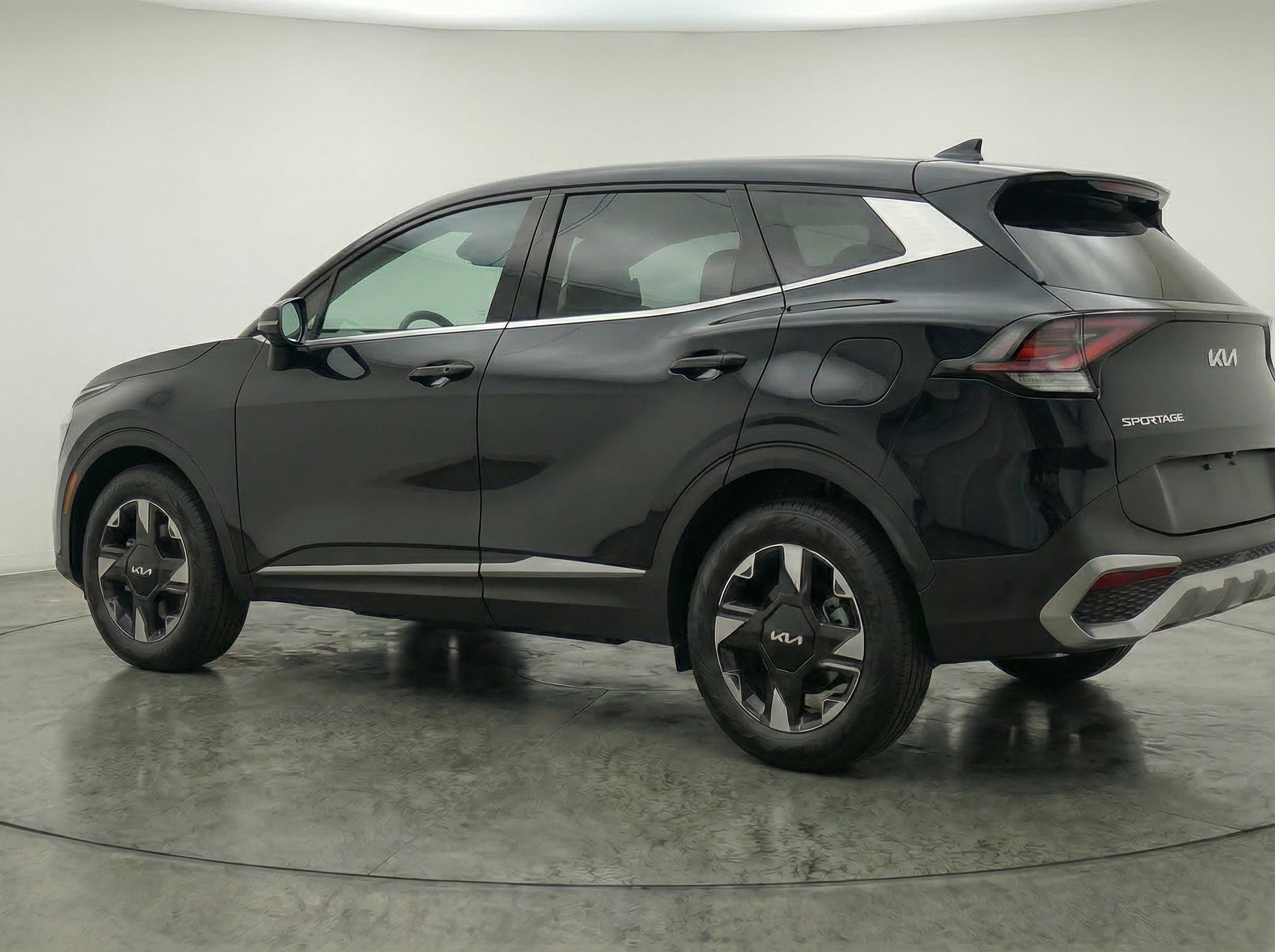 Thumbnail: 2026 Kia Sportage - 6