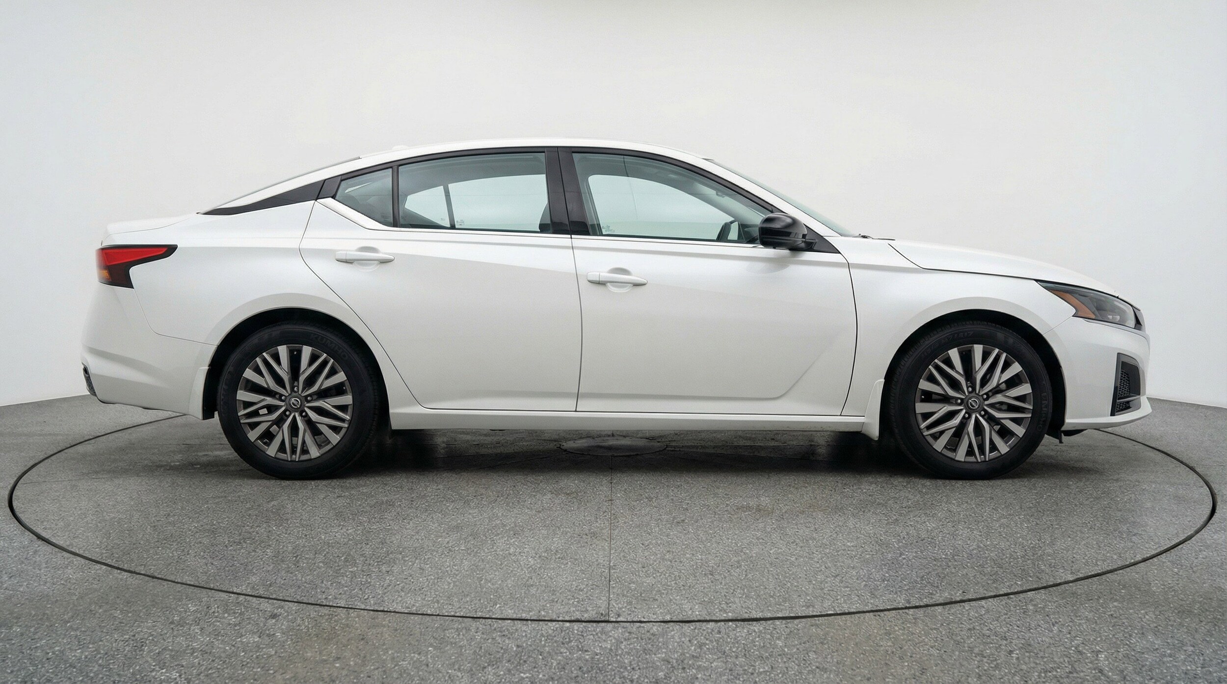 Thumbnail: 2025 Nissan Altima - 11
