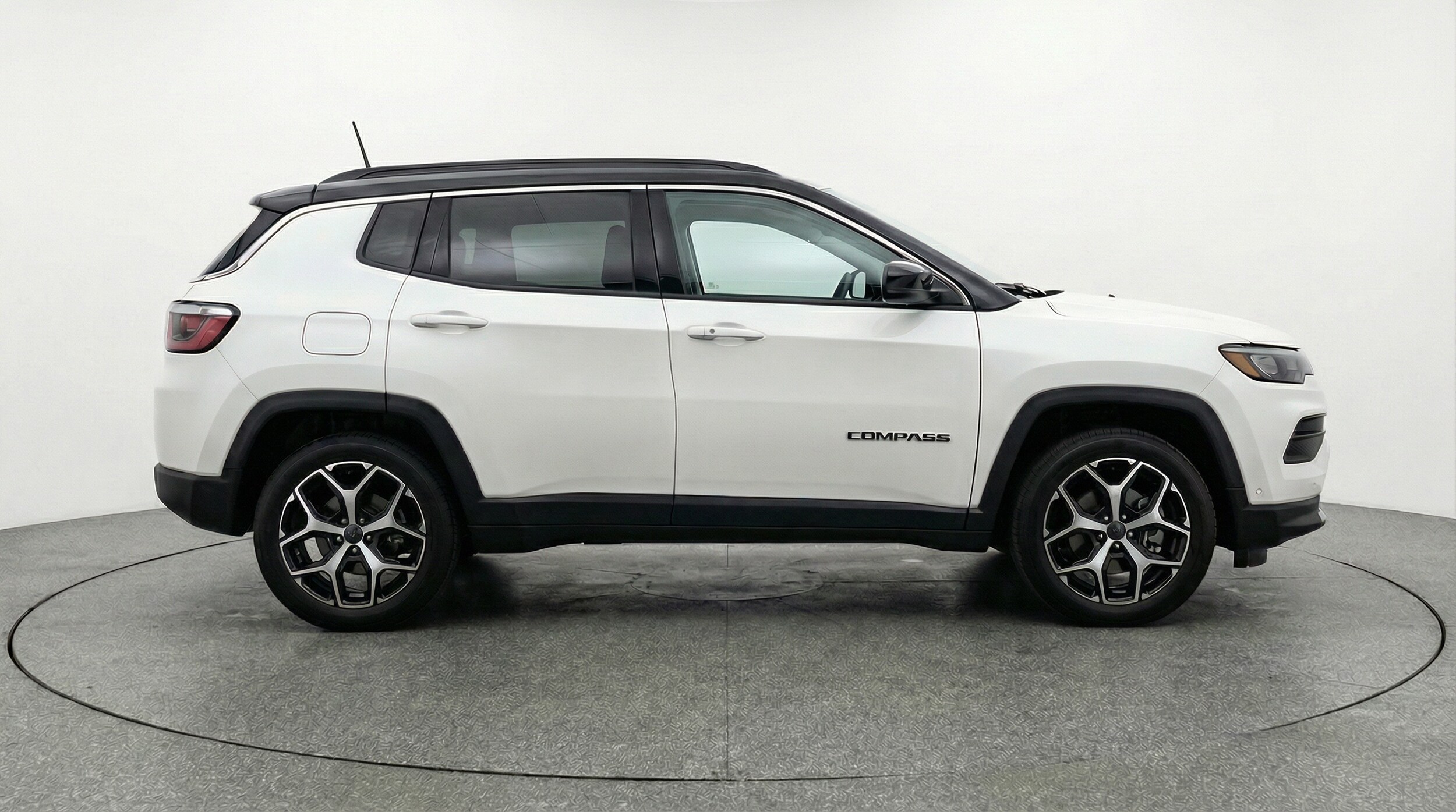 Thumbnail: 2025 Jeep Compass - 8