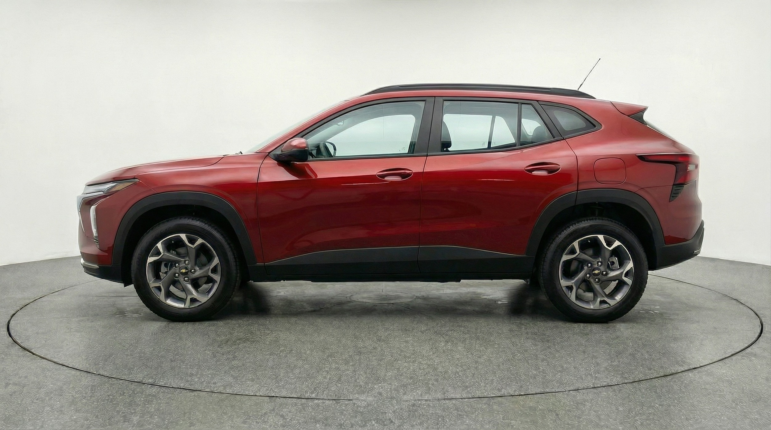 Thumbnail: 2025 Chevrolet Trax - 8