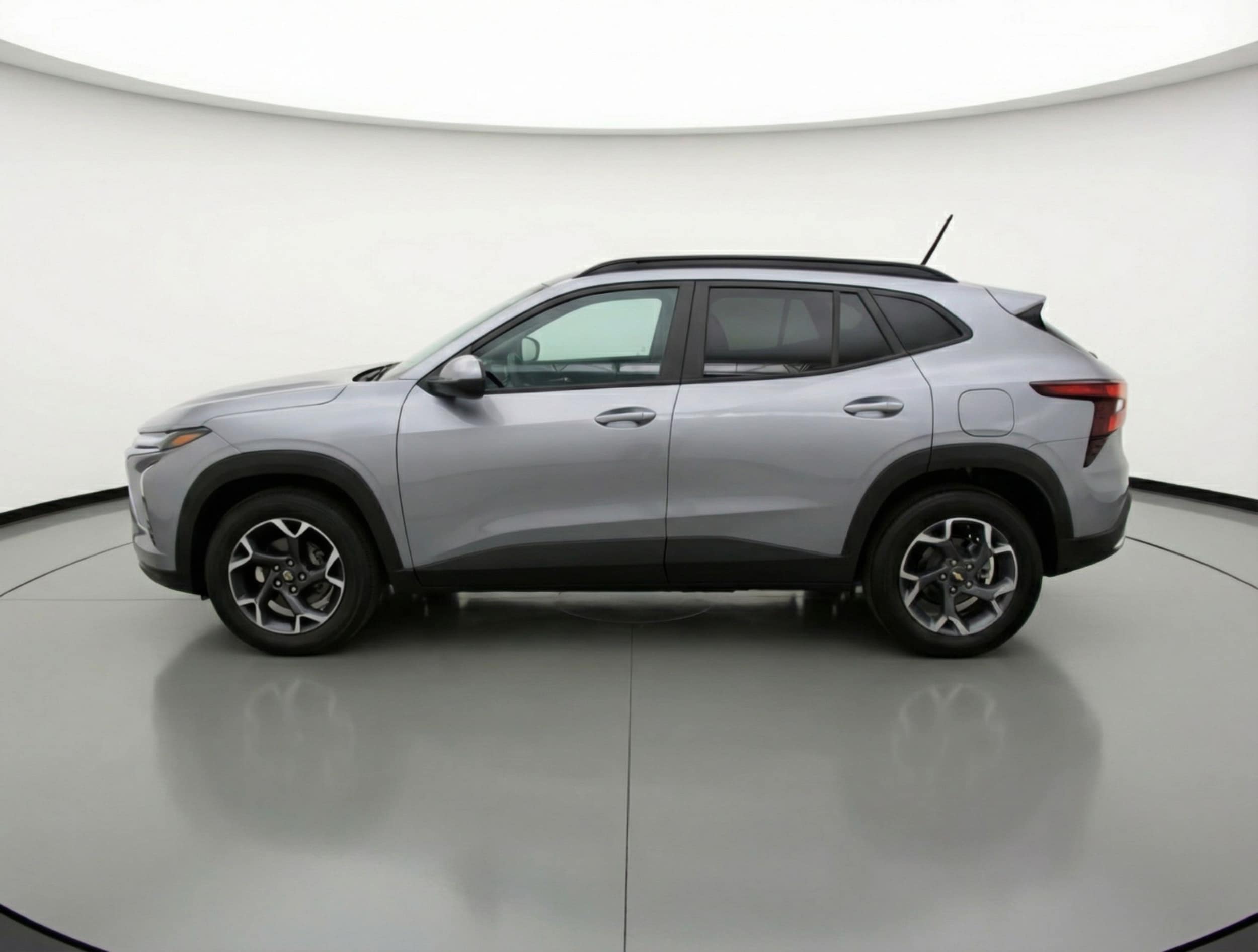 Thumbnail: 2025 Chevrolet Trax - 4