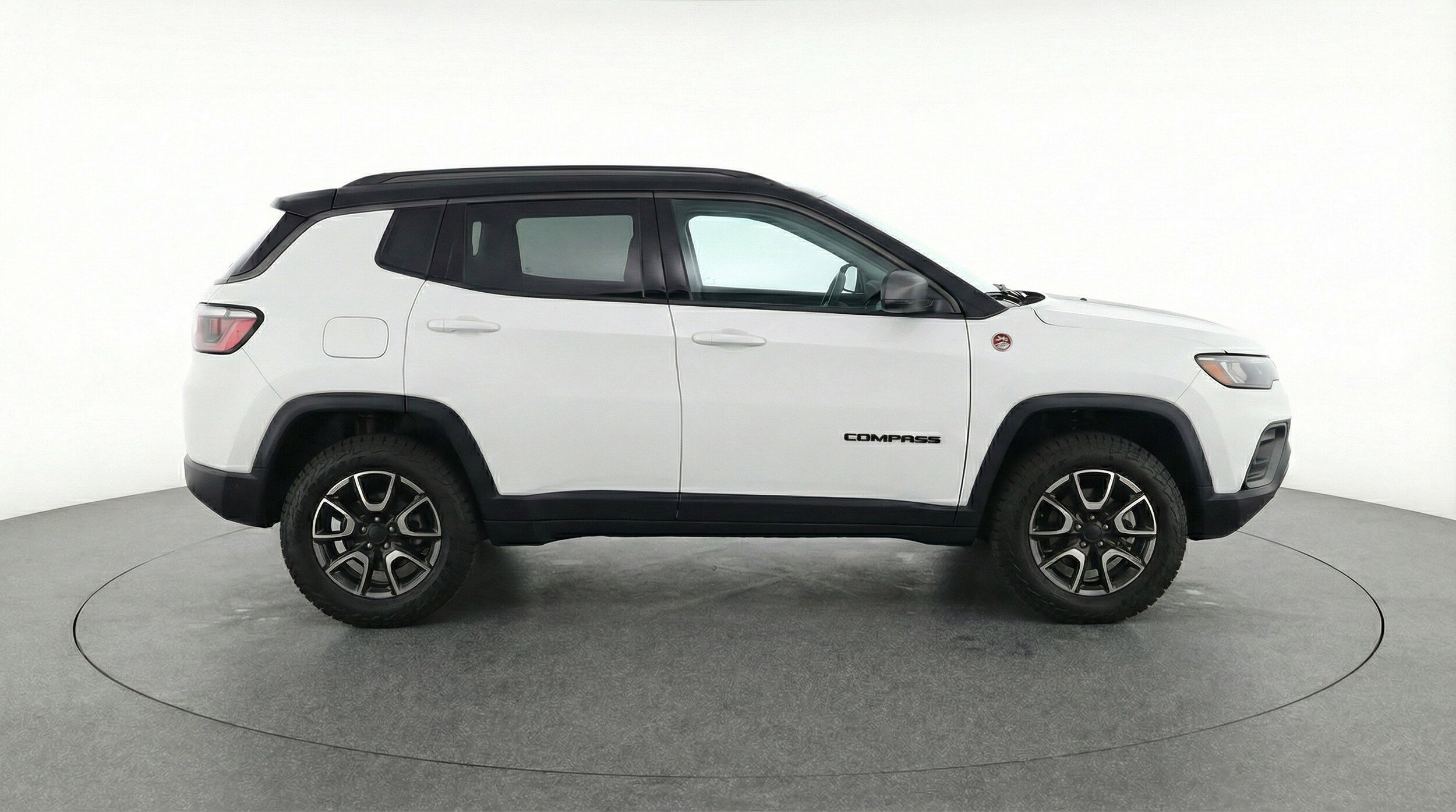 Thumbnail: 2025 Jeep Compass - 11