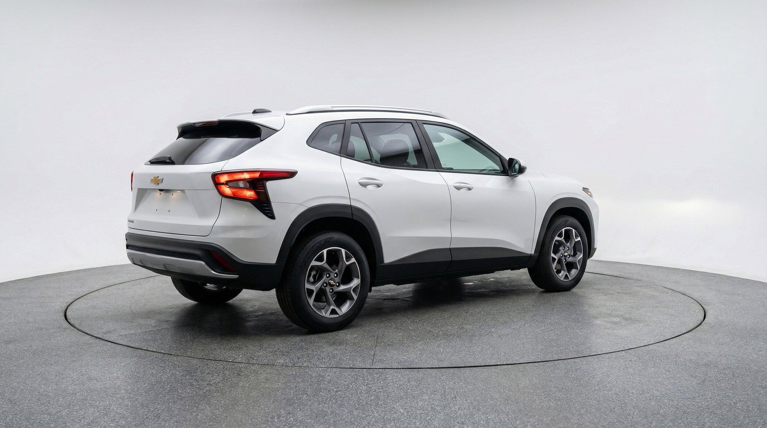 Thumbnail: 2025 Chevrolet Trax - 9