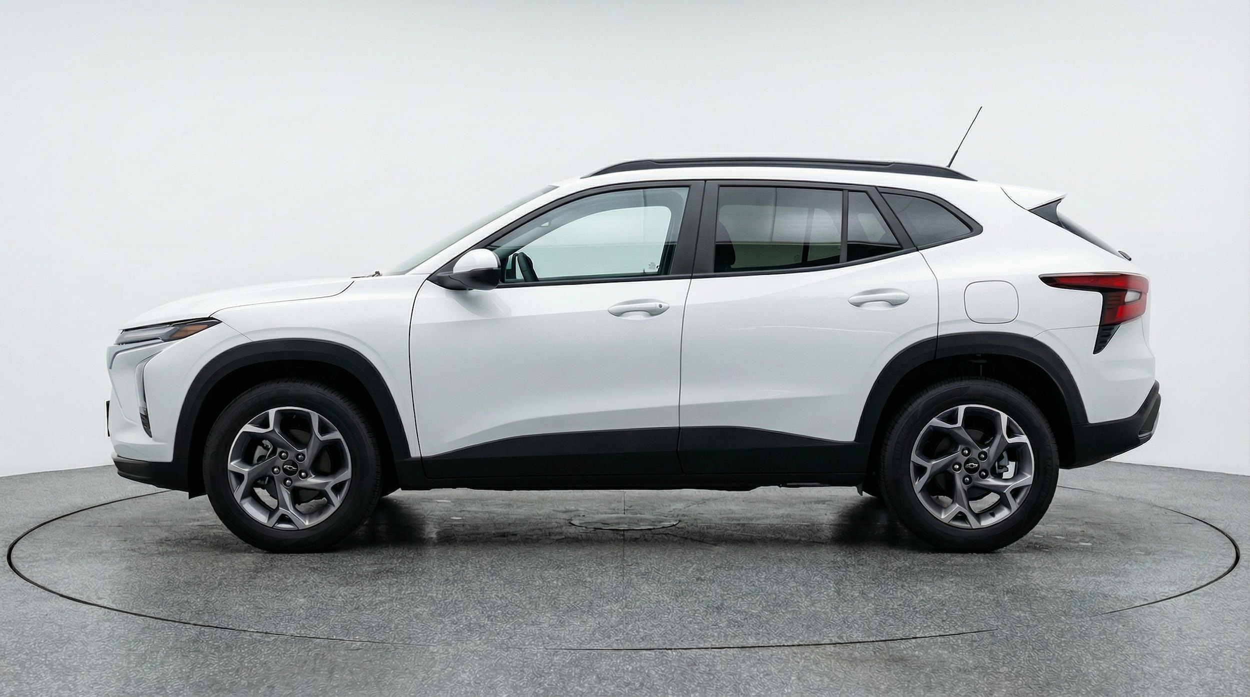 Thumbnail: 2025 Chevrolet Trax - 4