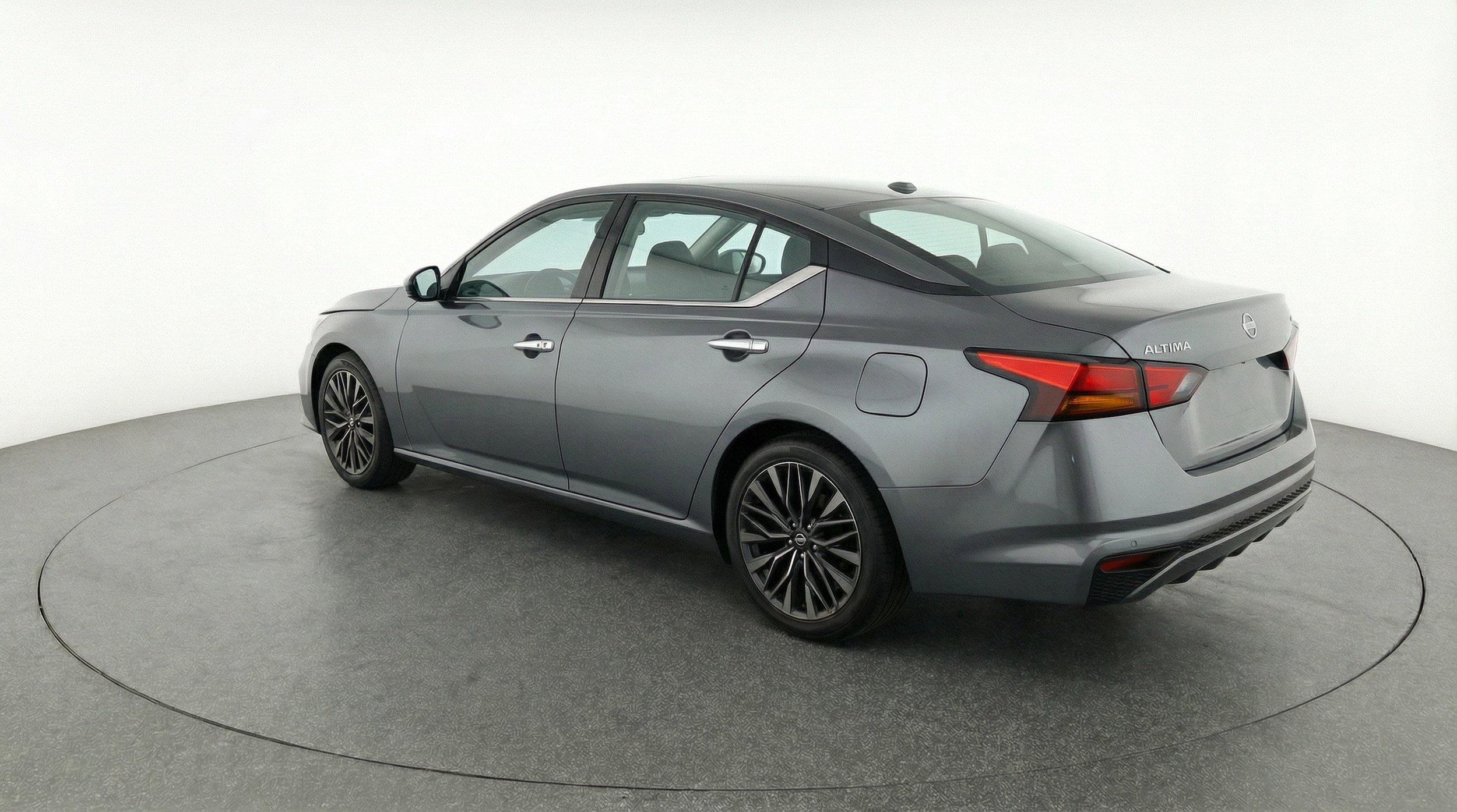 Thumbnail: 2025 Nissan Altima - 6