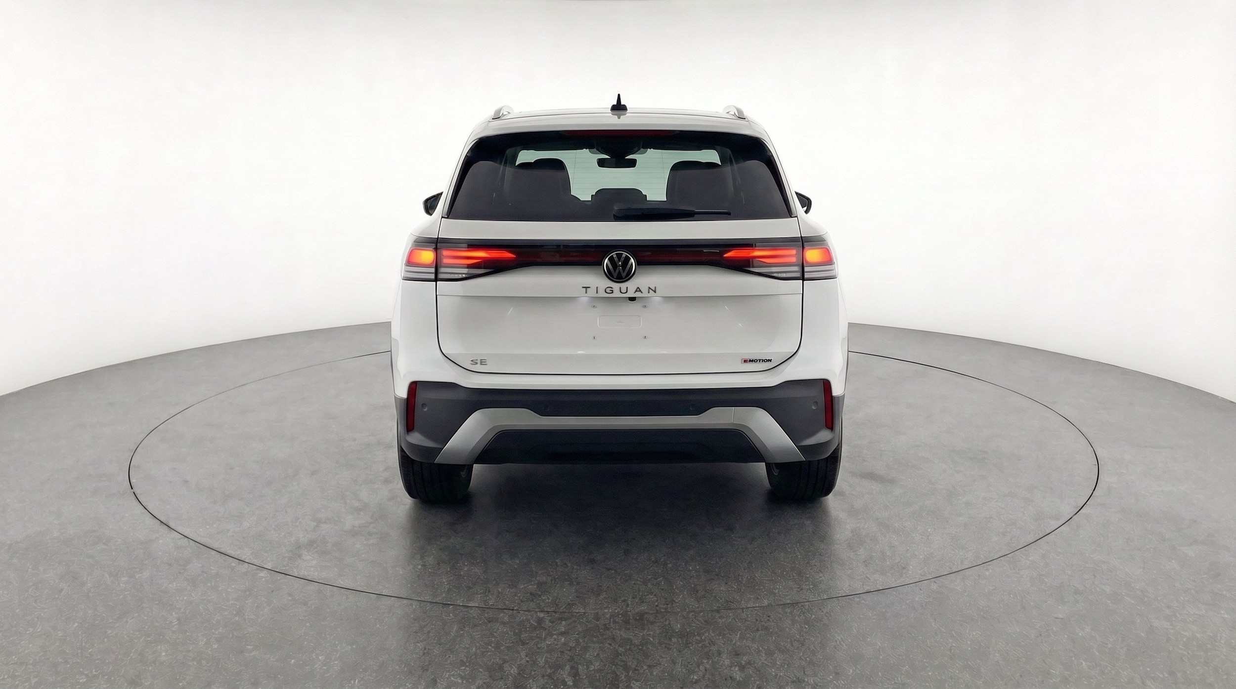 Thumbnail: 2026 Volkswagen Tiguan - 7