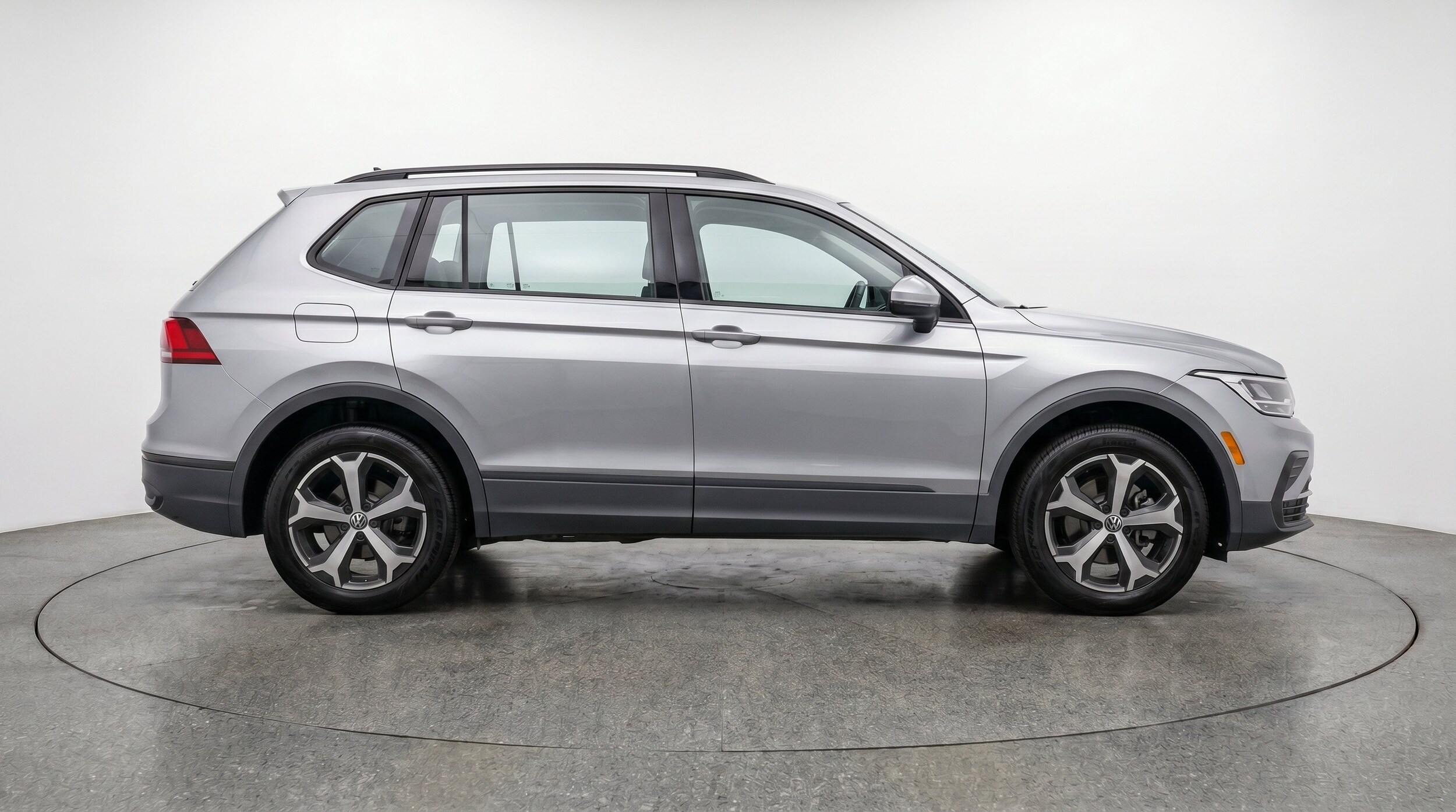 Thumbnail: 2026 Volkswagen Tiguan - 11