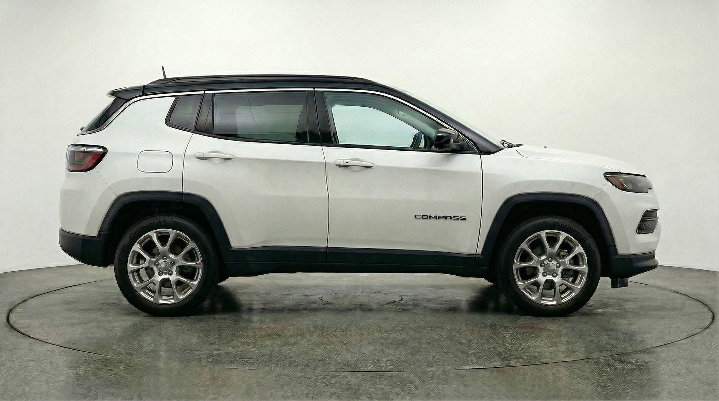 Thumbnail: 2025 Jeep Compass - 4