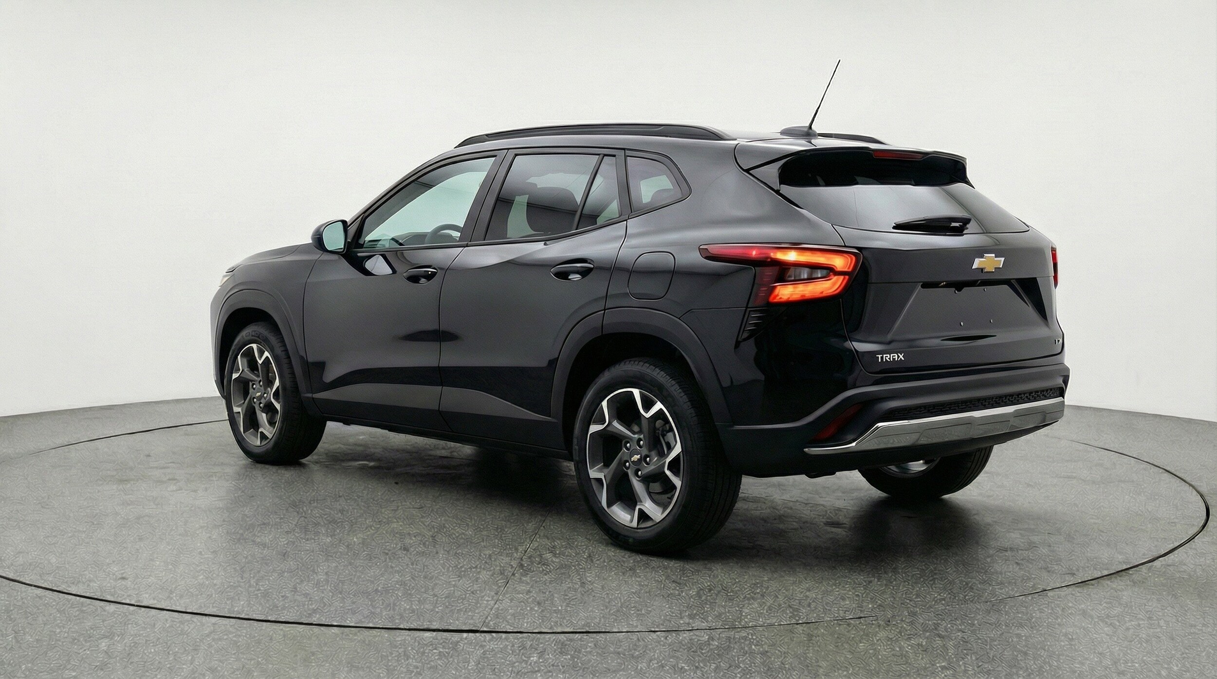 Thumbnail: 2025 Chevrolet Trax - 6