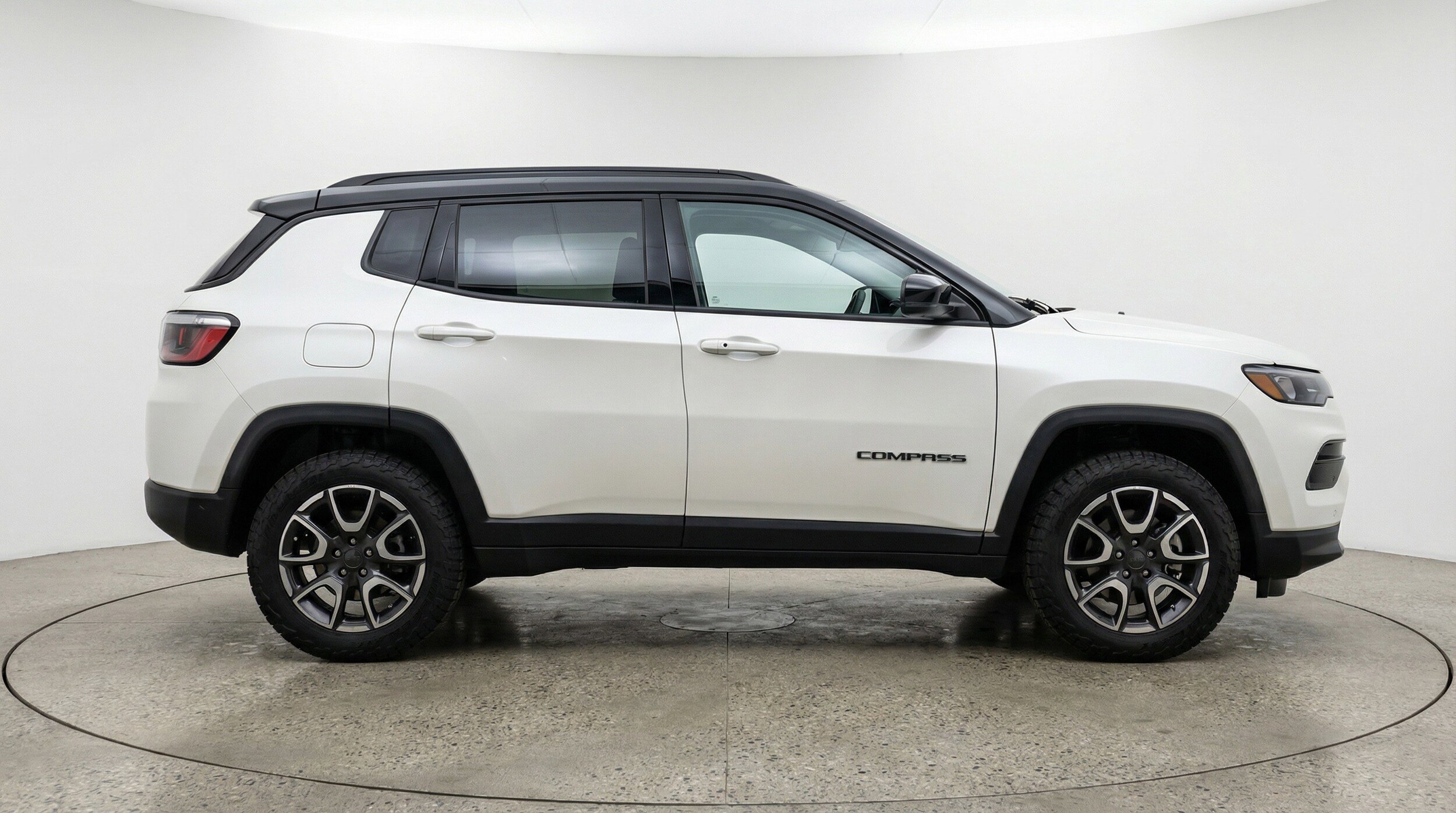 Thumbnail: 2025 Jeep Compass - 11