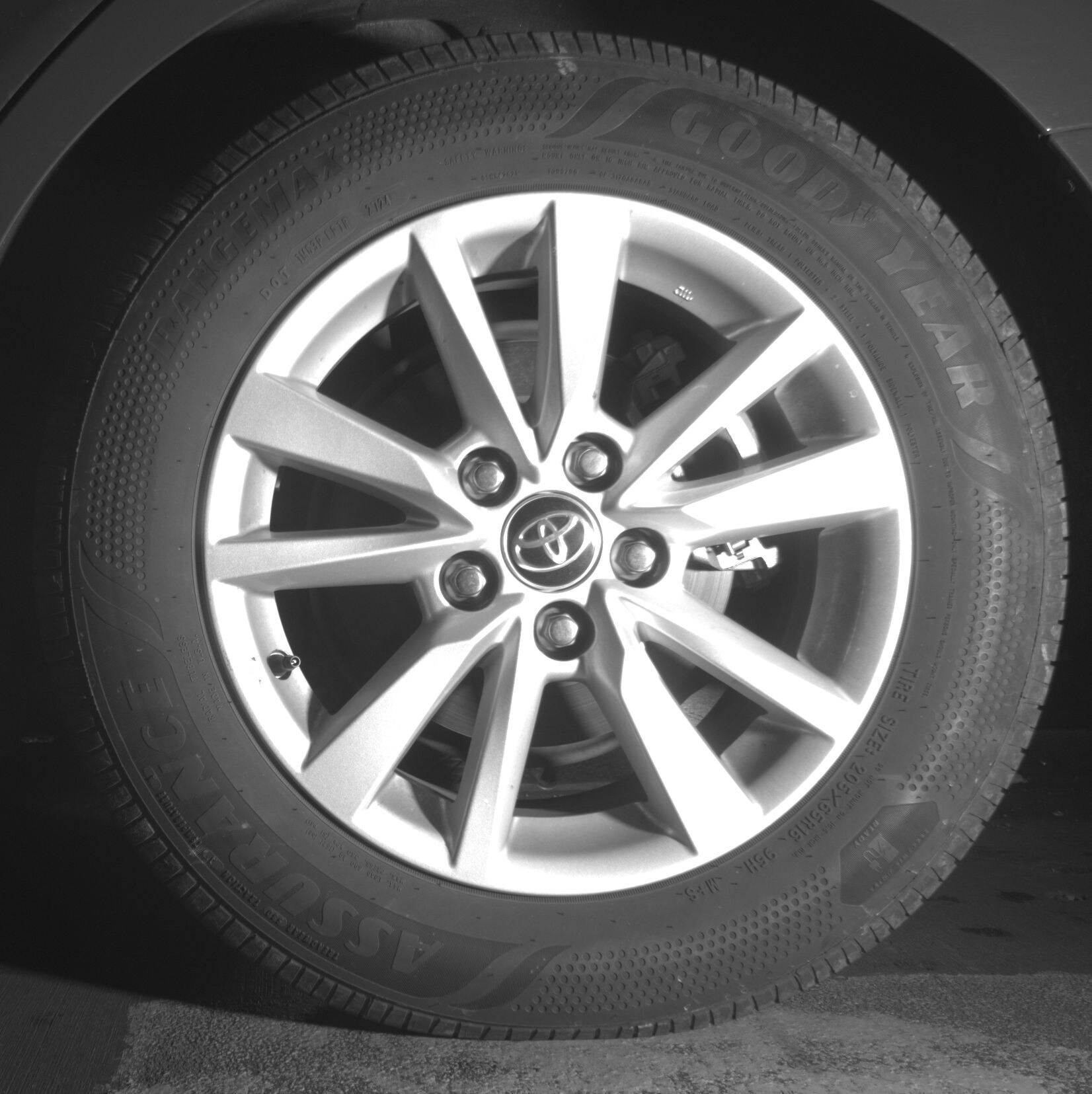 Thumbnail: 2025 Toyota Camry - 11