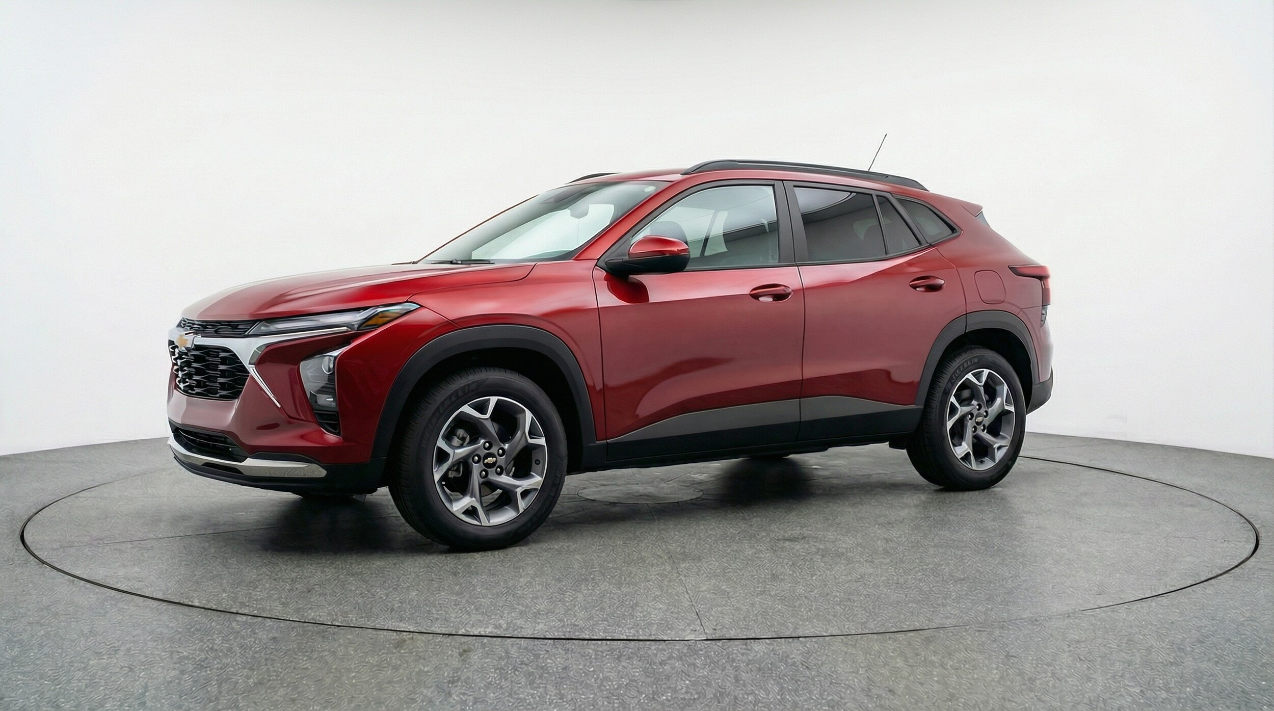 Thumbnail: 2025 Chevrolet Trax - 3