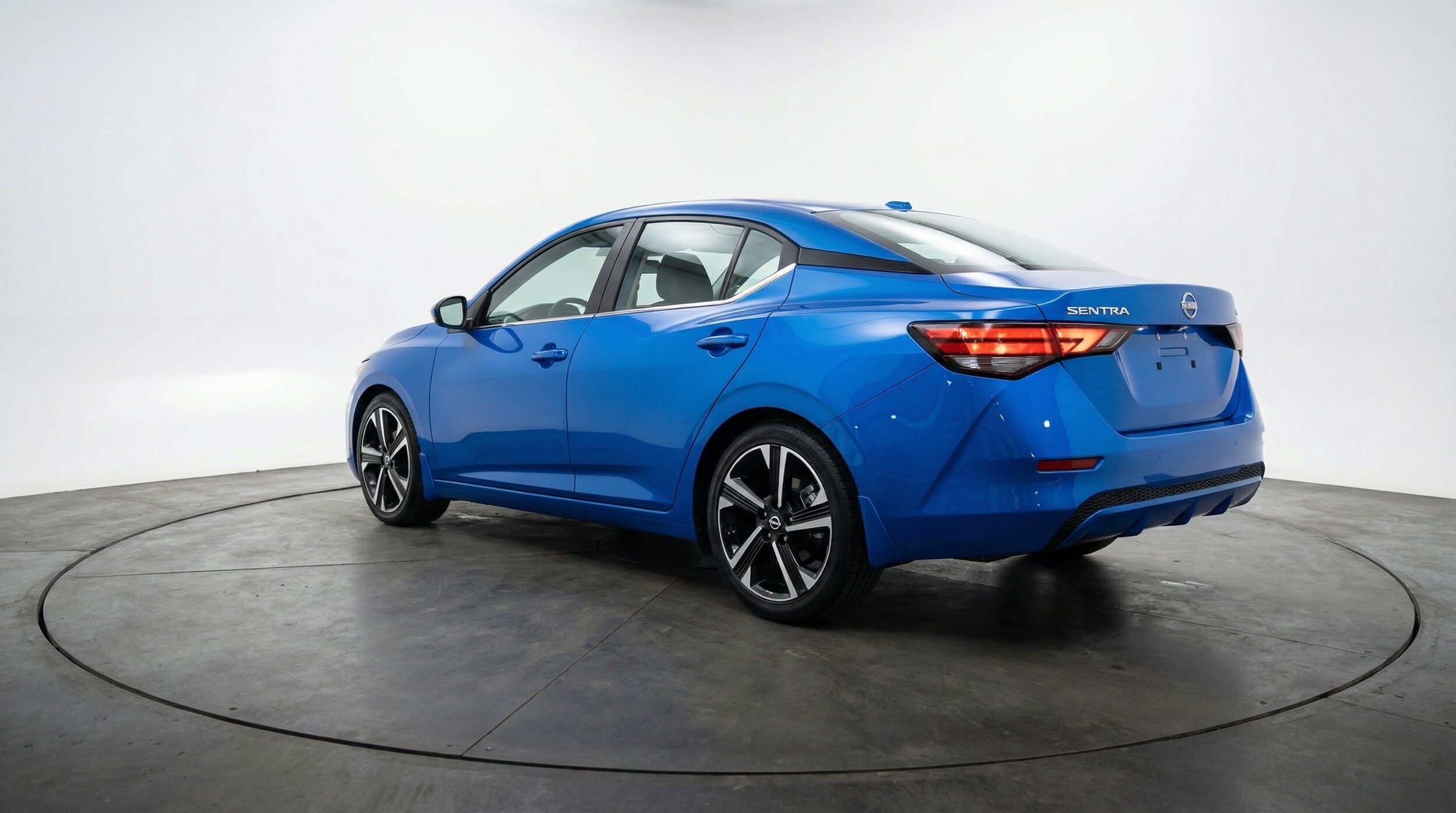 Thumbnail: 2025 Nissan Sentra - 5