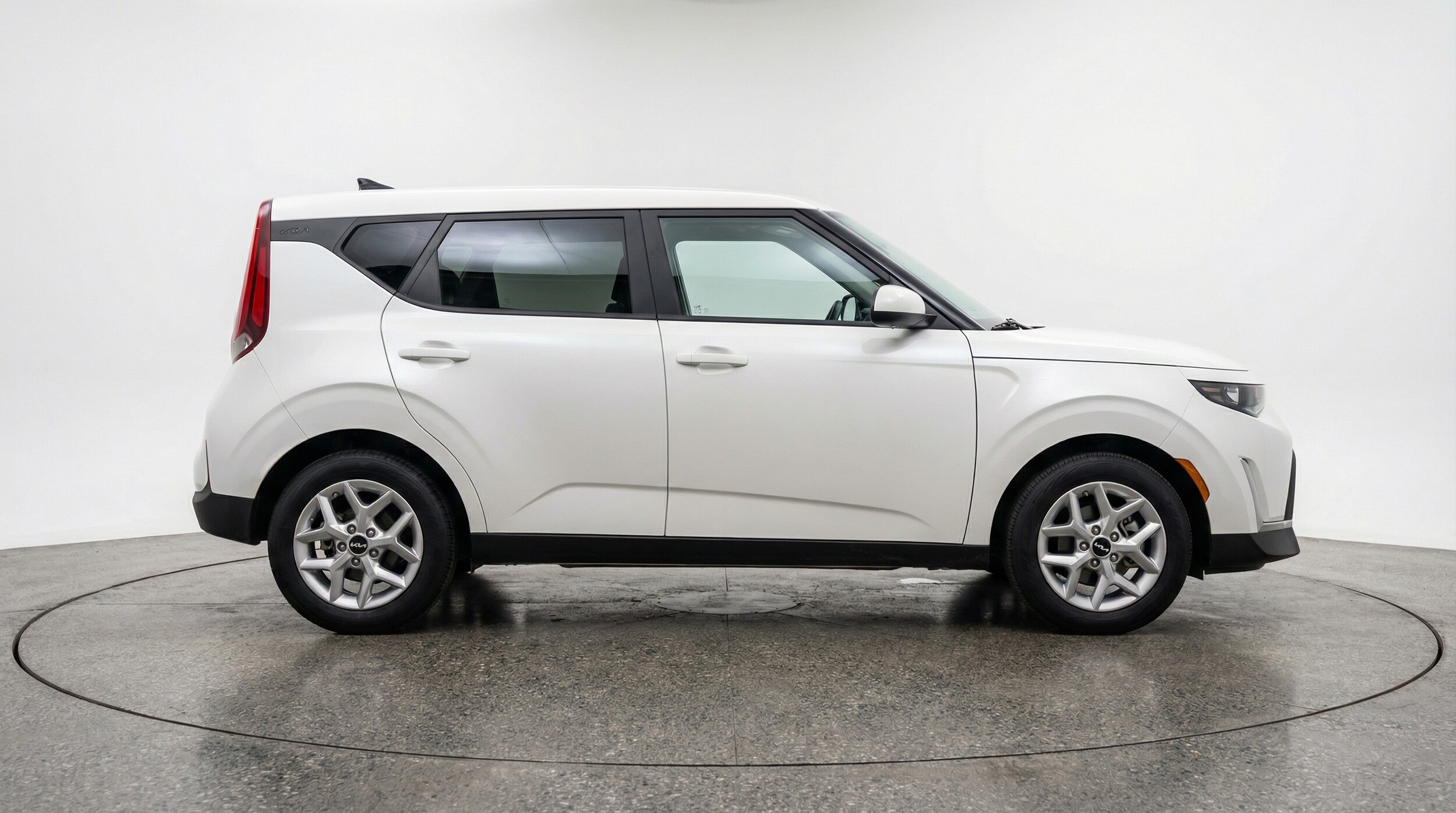 Thumbnail: 2025 Kia Soul - 8