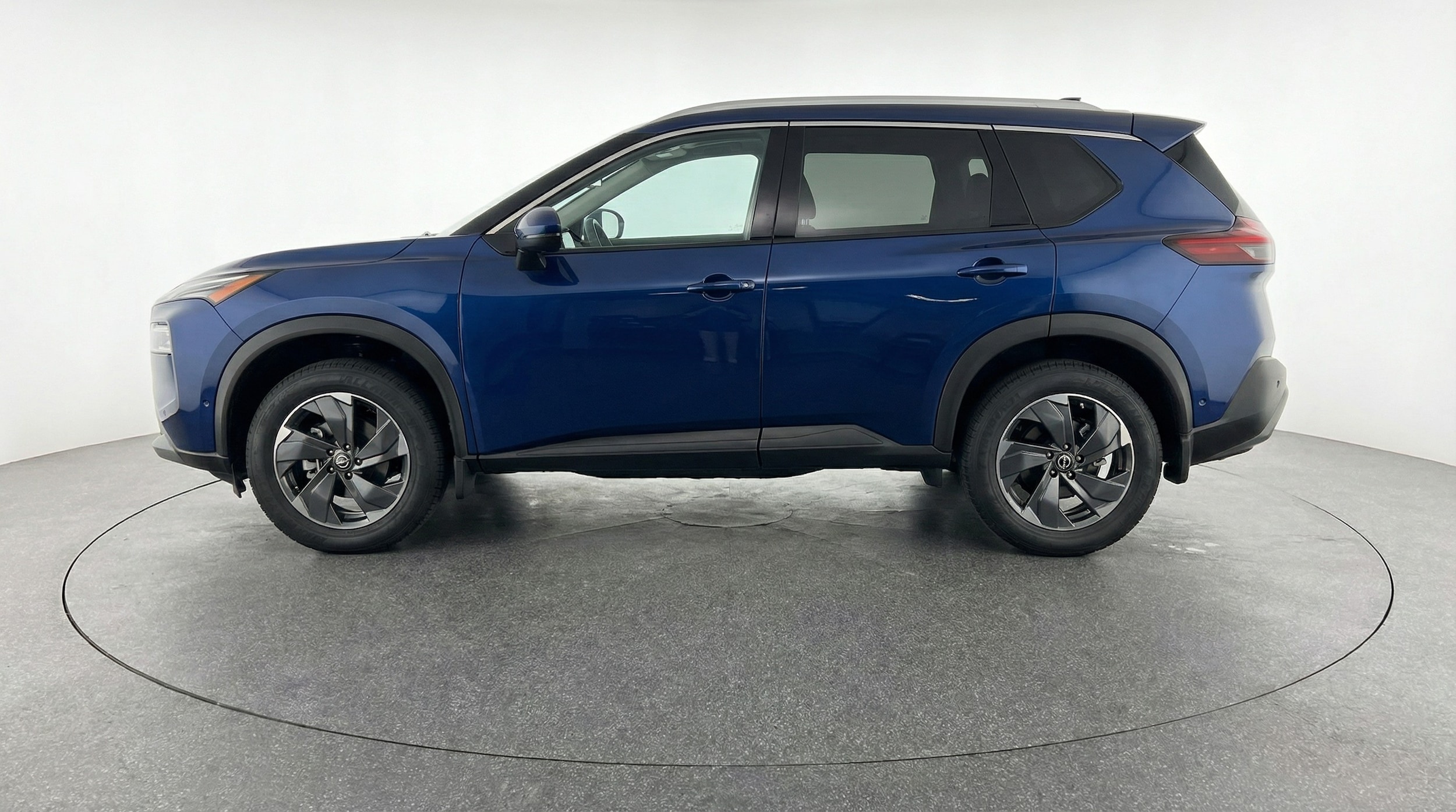 Thumbnail: 2025 Nissan Rogue - 4