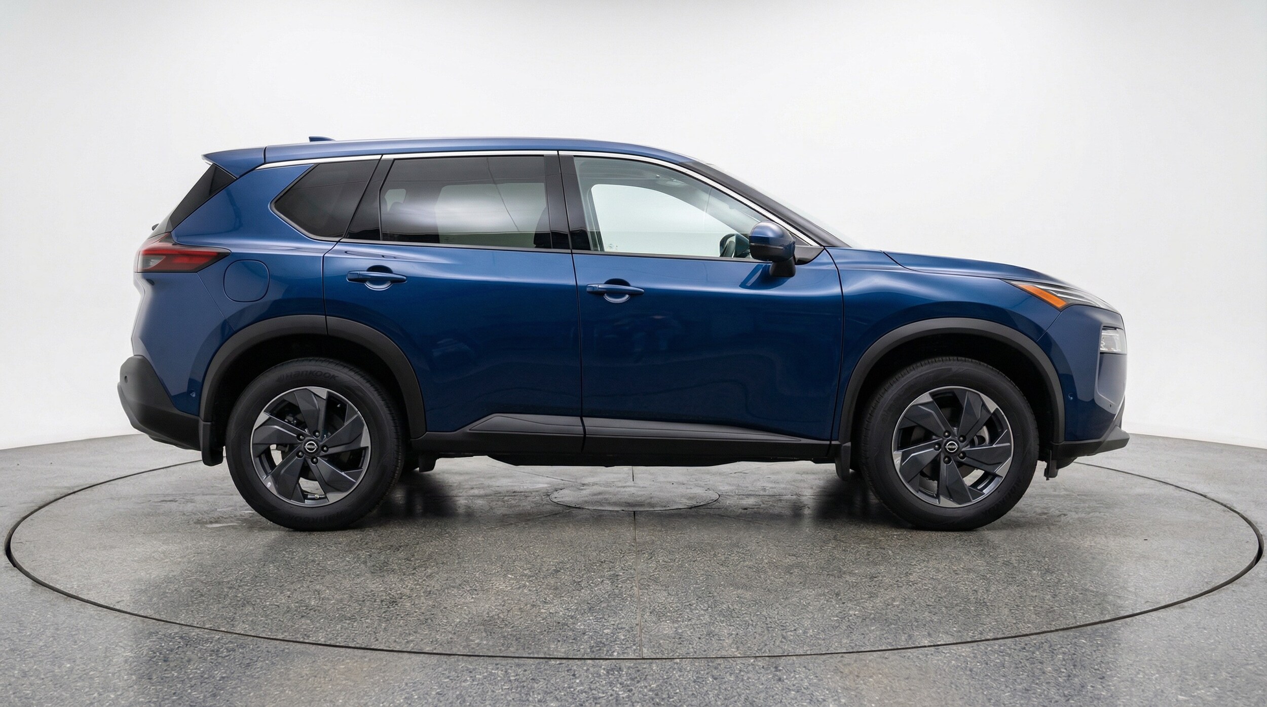 Thumbnail: 2025 Nissan Rogue - 8