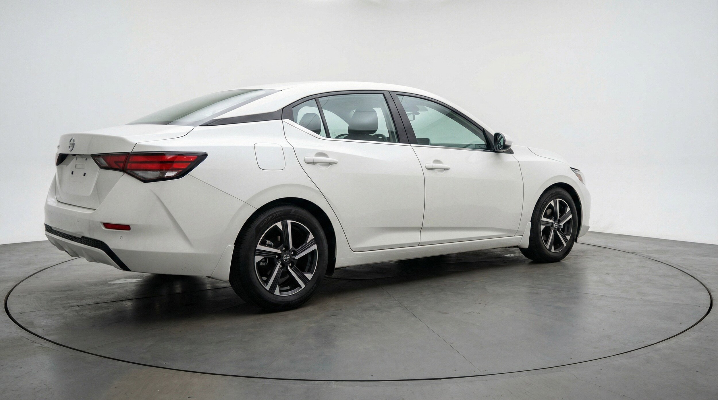 Thumbnail: 2025 Nissan Sentra - 9