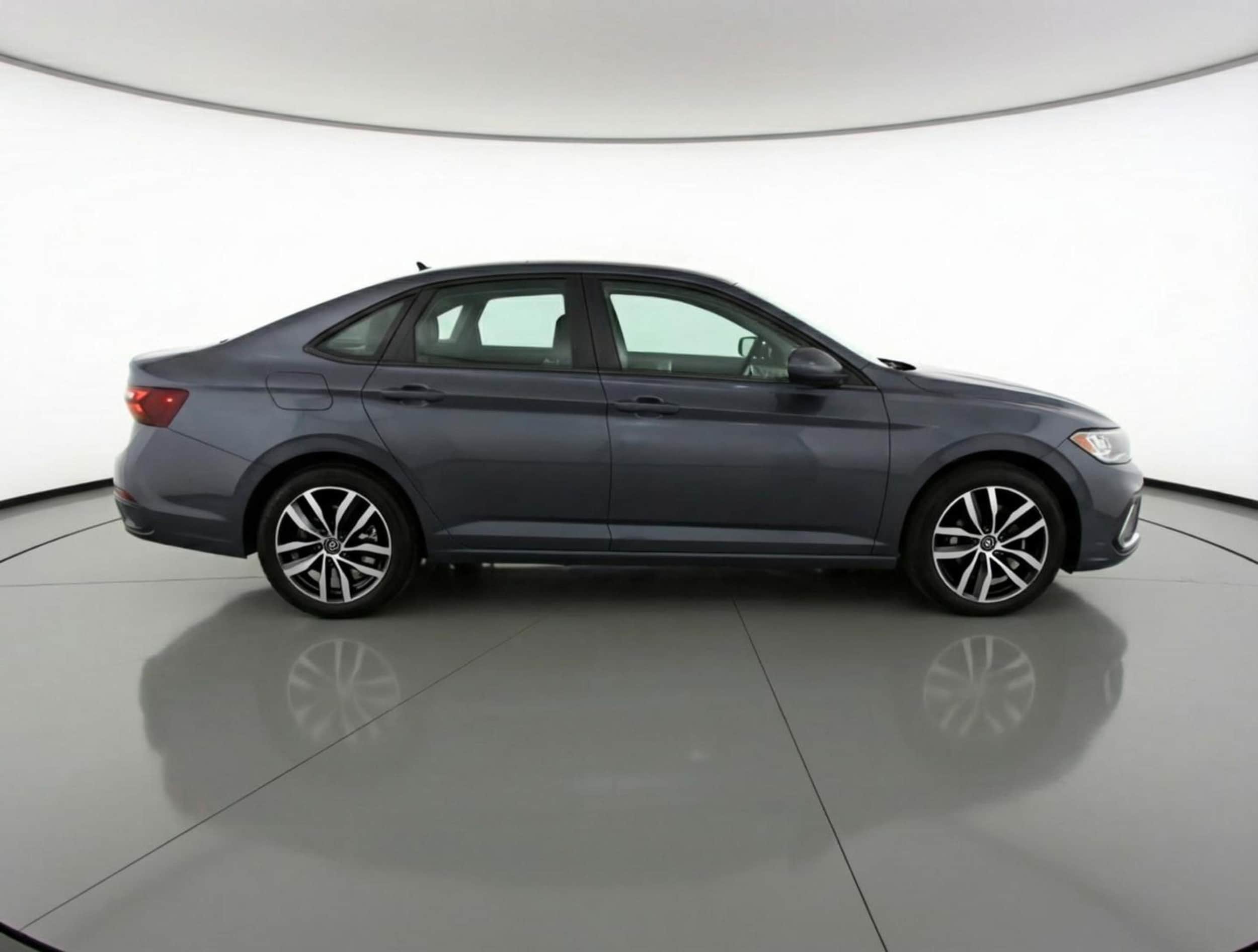 Thumbnail: 2025 Volkswagen Jetta - 8