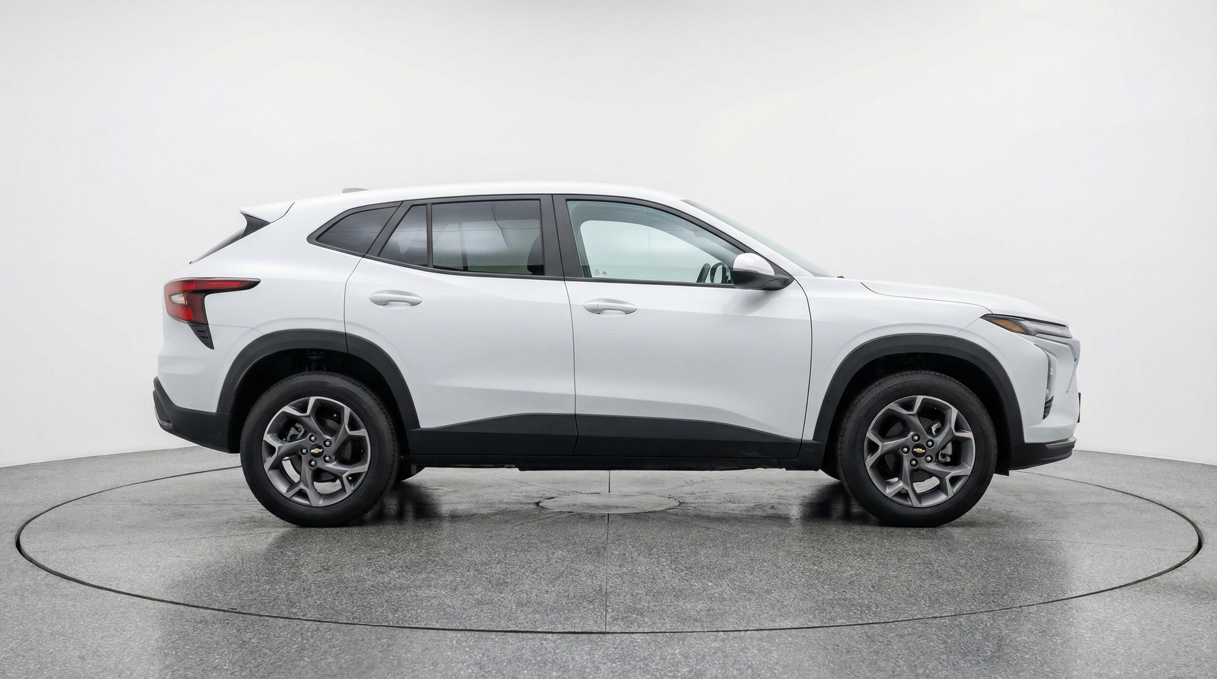 Thumbnail: 2025 Chevrolet Trax - 11