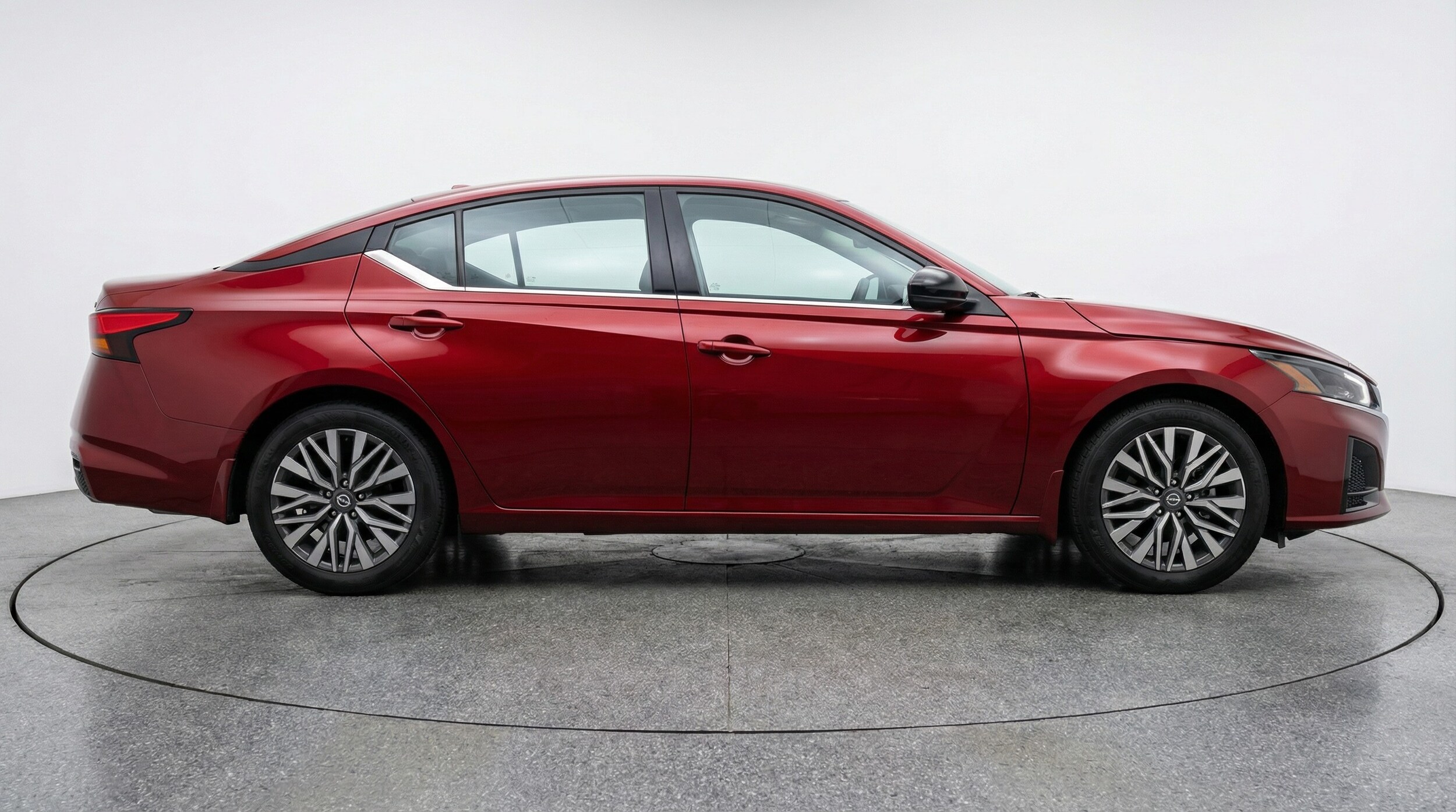 Thumbnail: 2025 Nissan Altima - 8