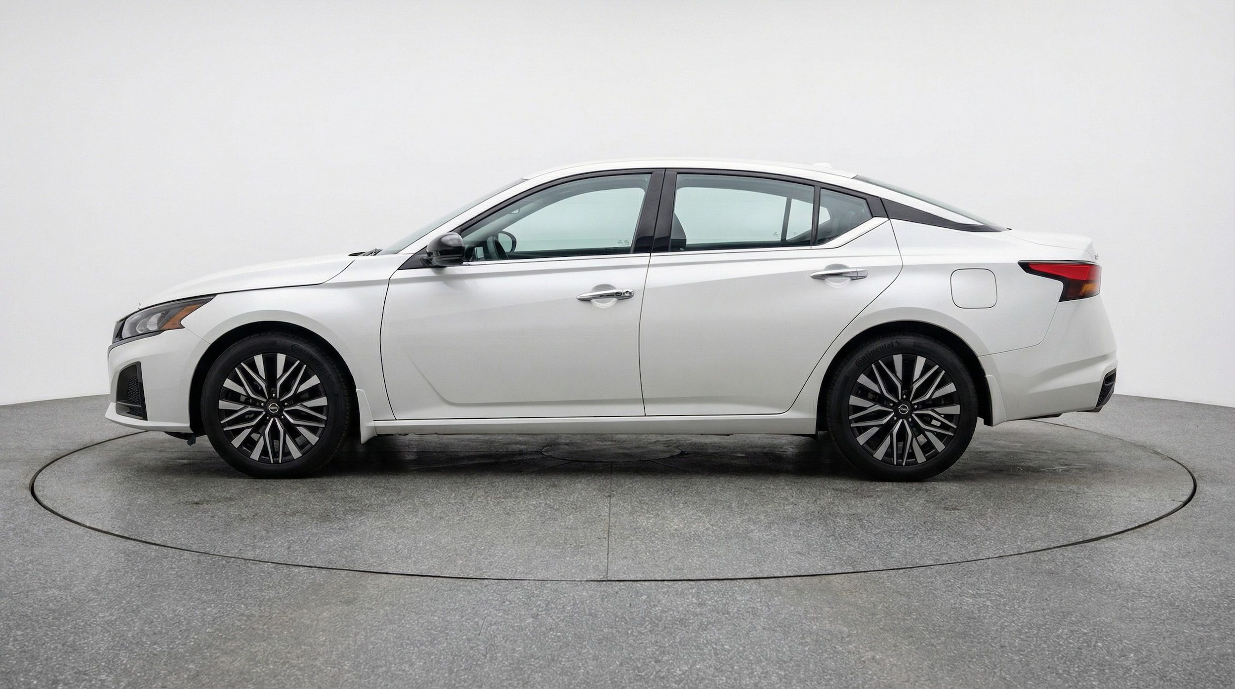 Thumbnail: 2025 Nissan Altima - 4