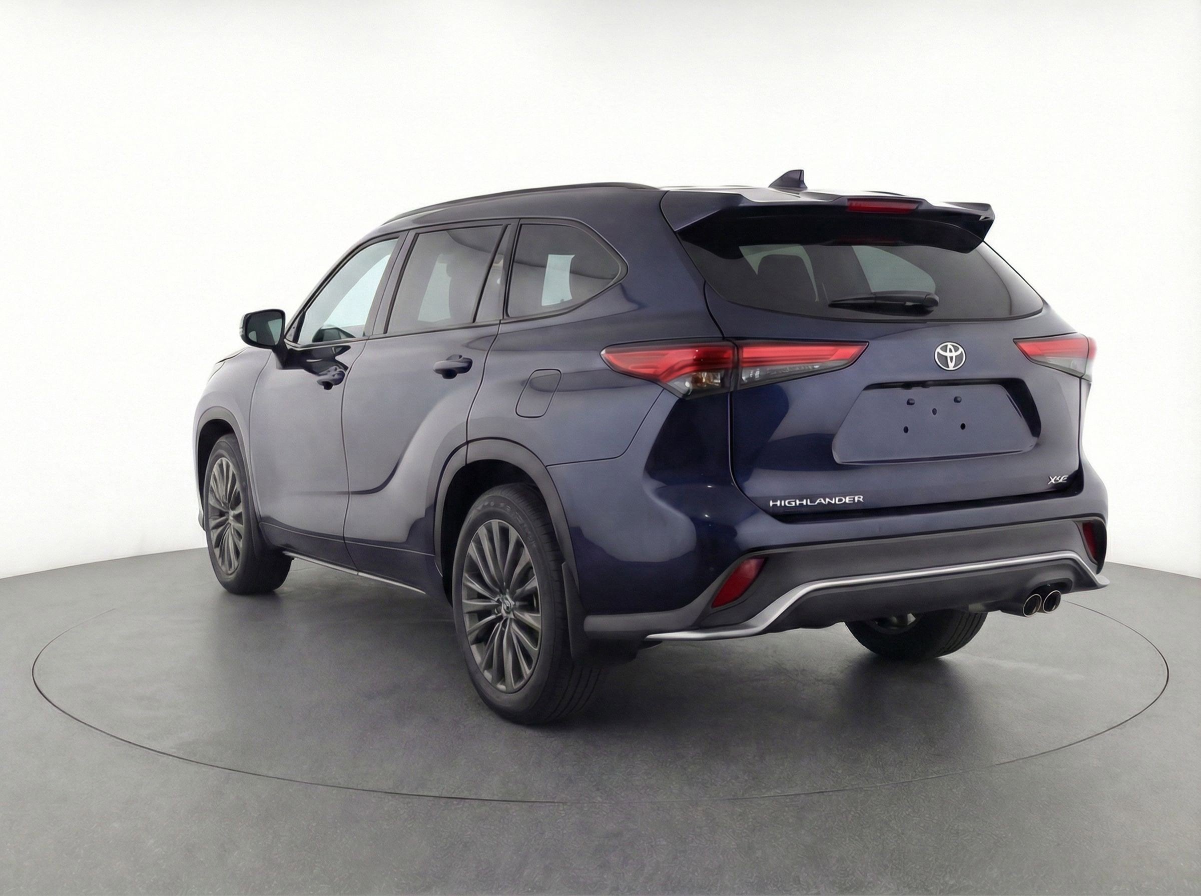 Thumbnail: 2024 Toyota Highlander - 6