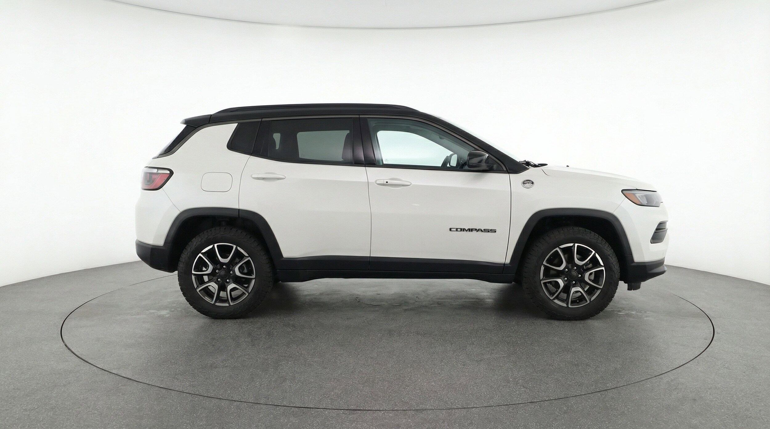 Thumbnail: 2025 Jeep Compass - 11