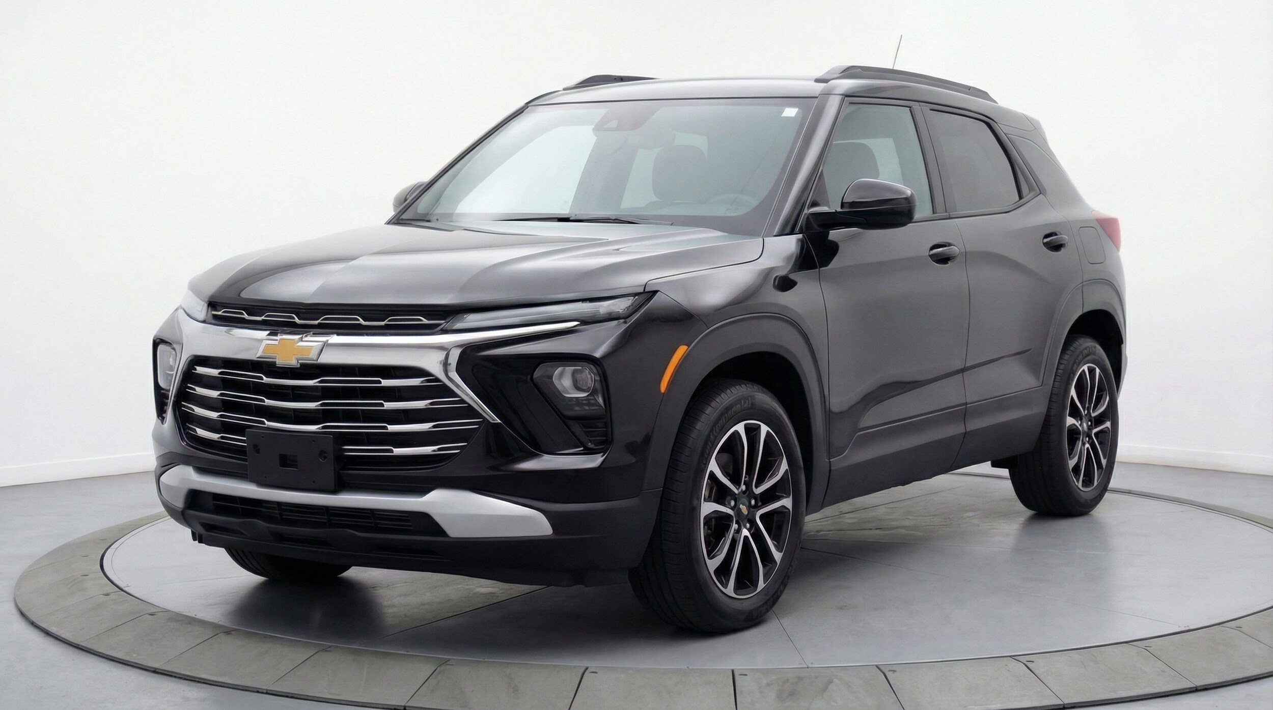 Thumbnail: 2025 Chevrolet TrailBlazer - 3