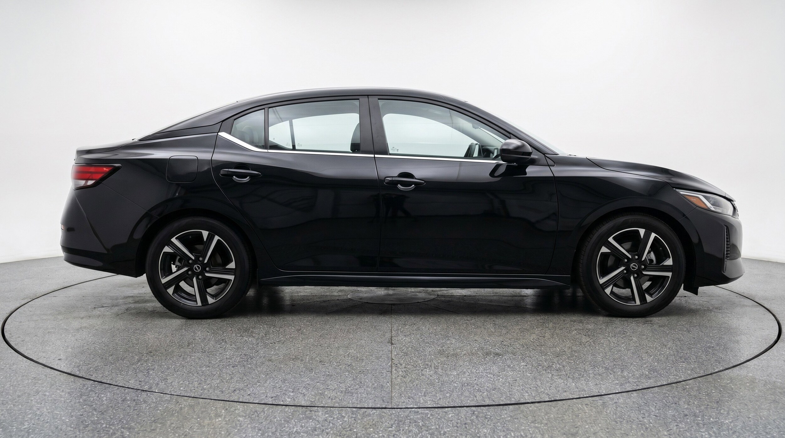 Thumbnail: 2025 Nissan Sentra - 11