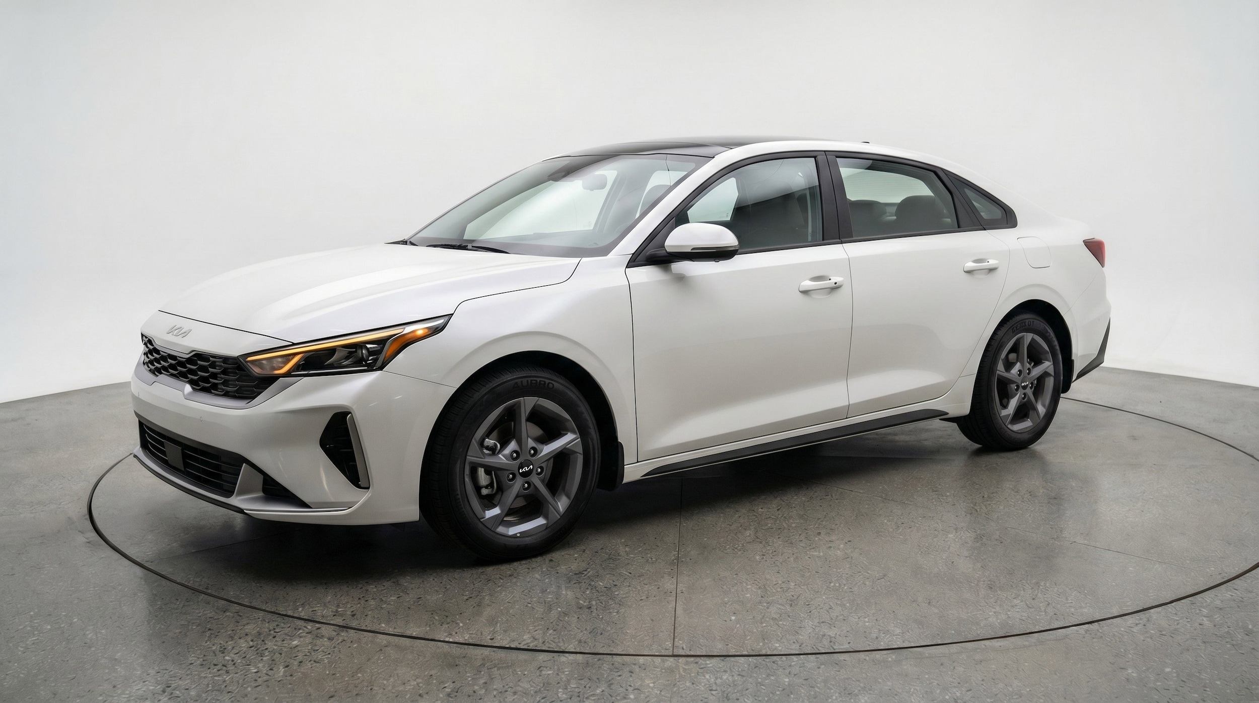 Thumbnail: 2025 Kia K4 - 3