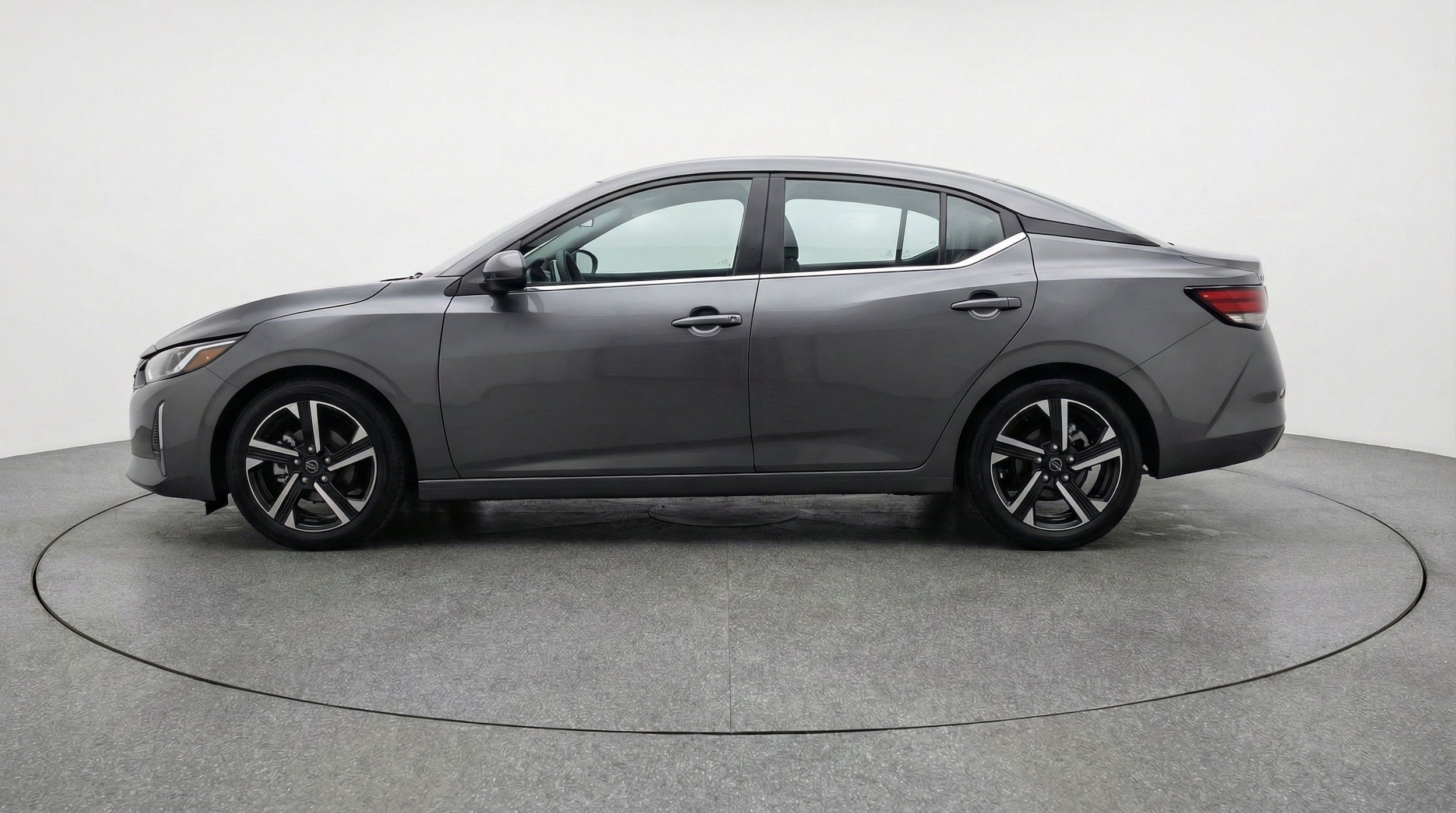 Thumbnail: 2025 Nissan Sentra - 5