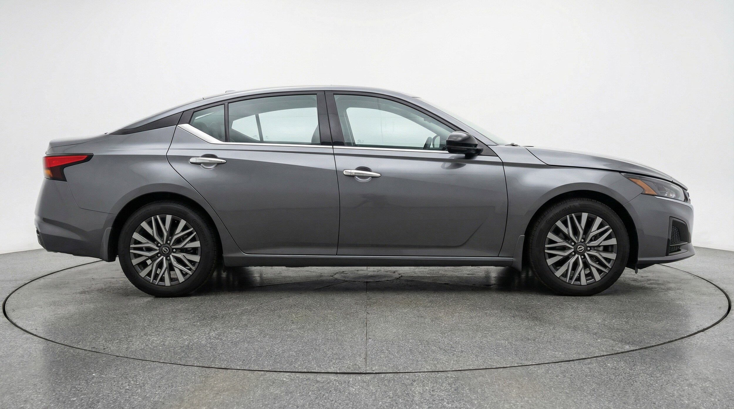 Thumbnail: 2025 Nissan Altima - 11