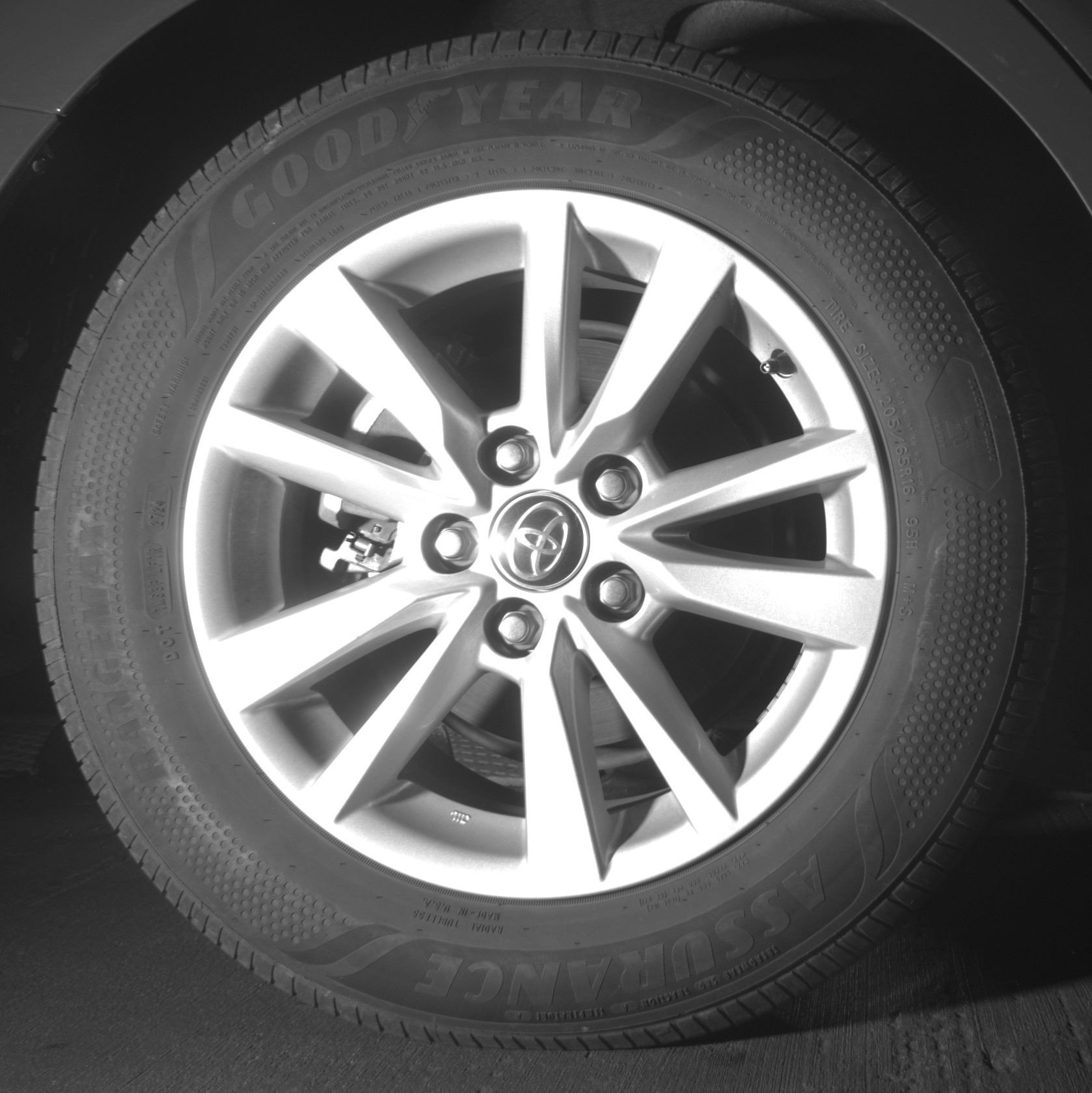 Thumbnail: 2025 Toyota Camry - 15