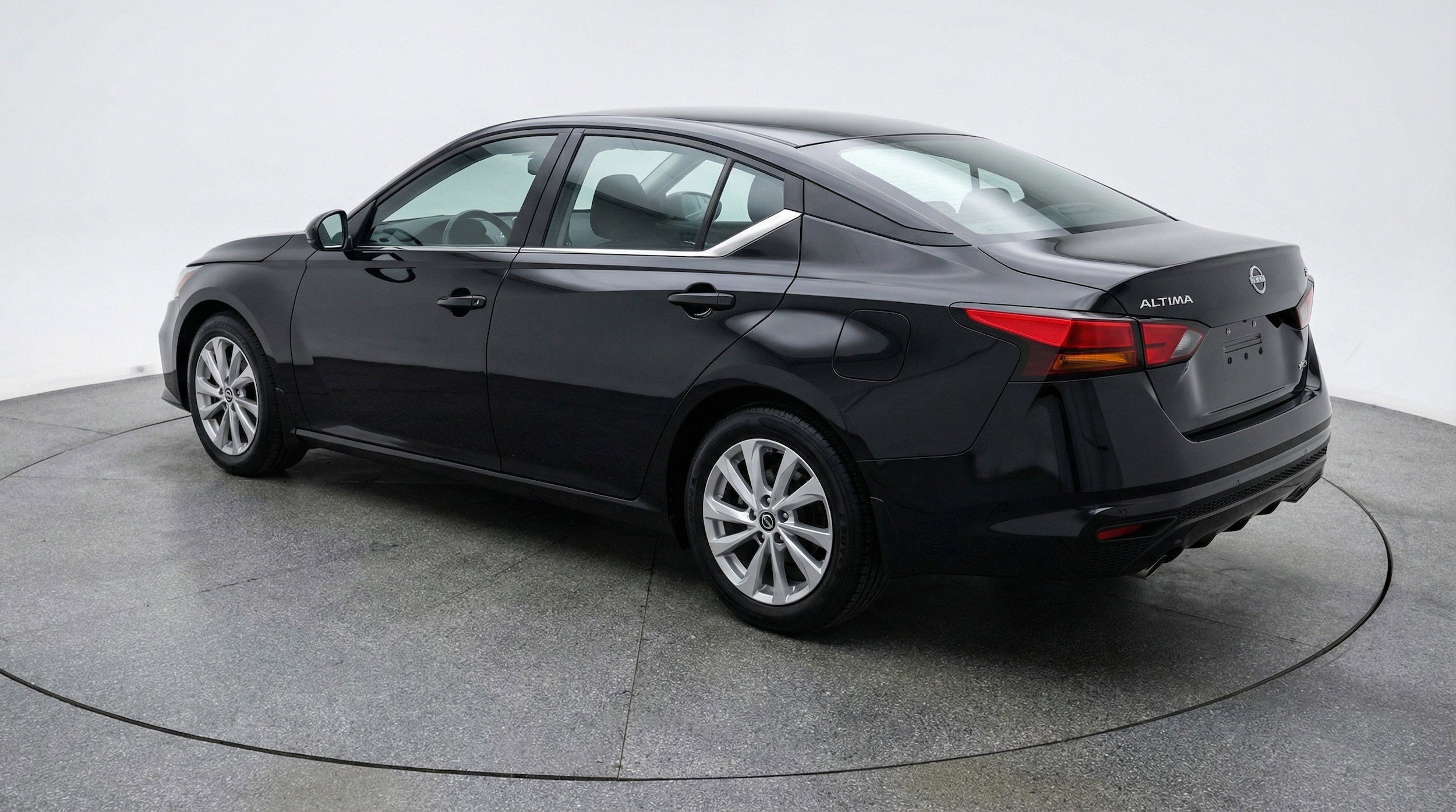 Thumbnail: 2025 Nissan Altima - 6