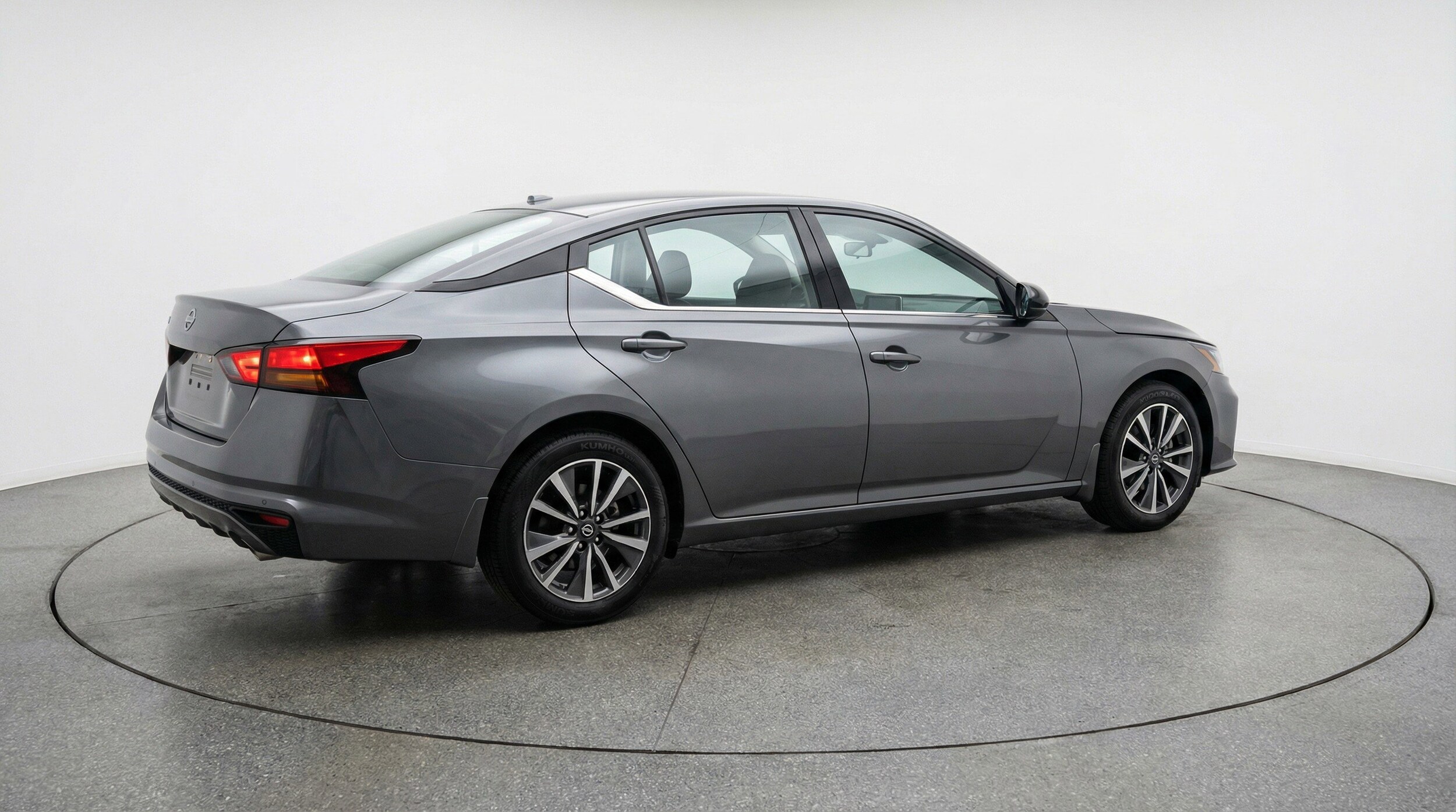 Thumbnail: 2025 Nissan Altima - 9