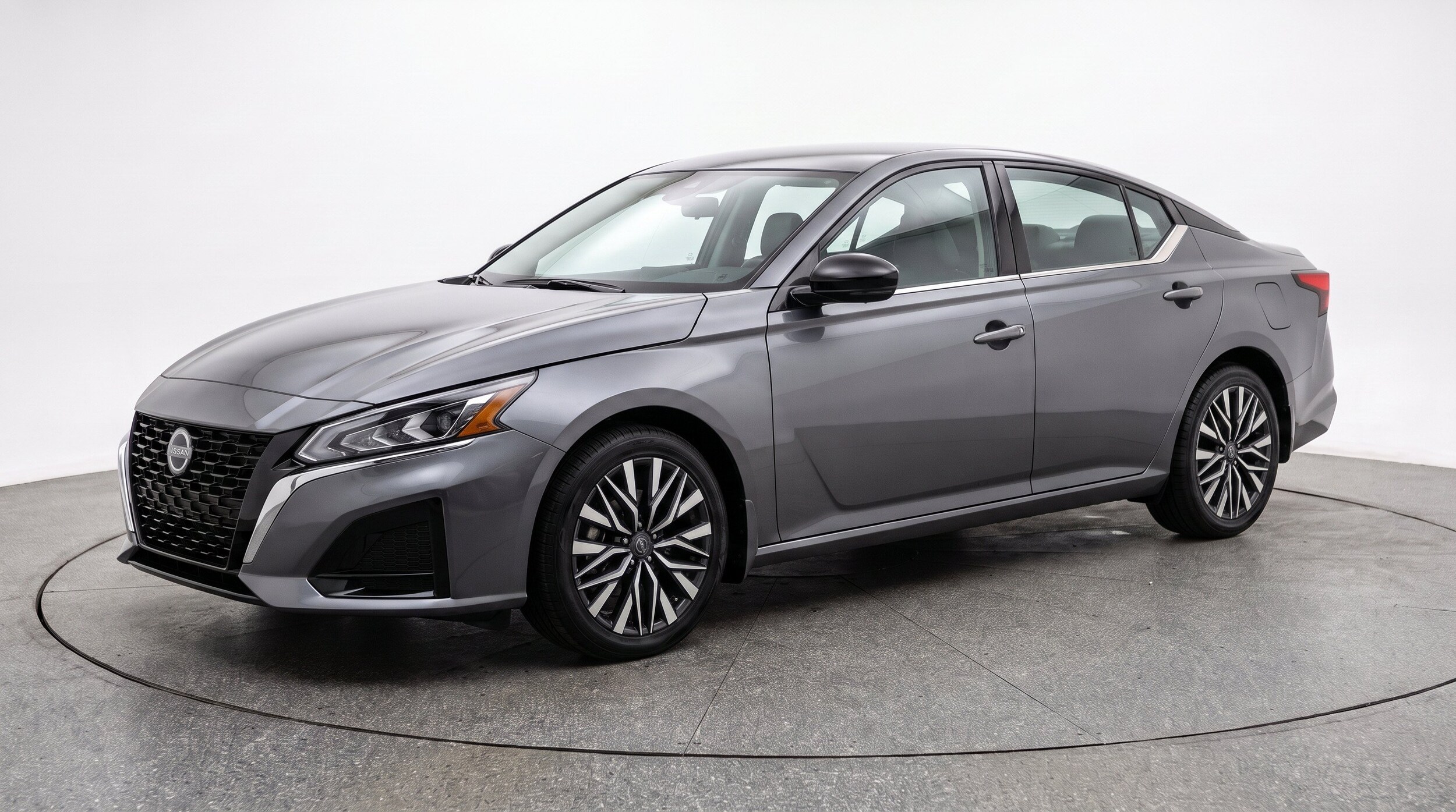 Thumbnail: 2025 Nissan Altima - 3