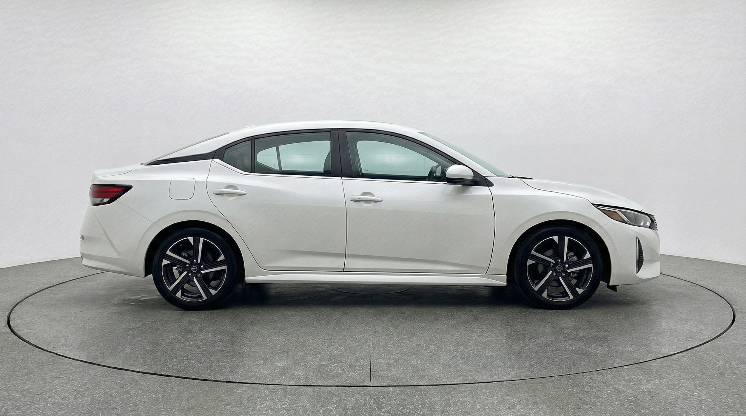 Thumbnail: 2025 Nissan Sentra - 8