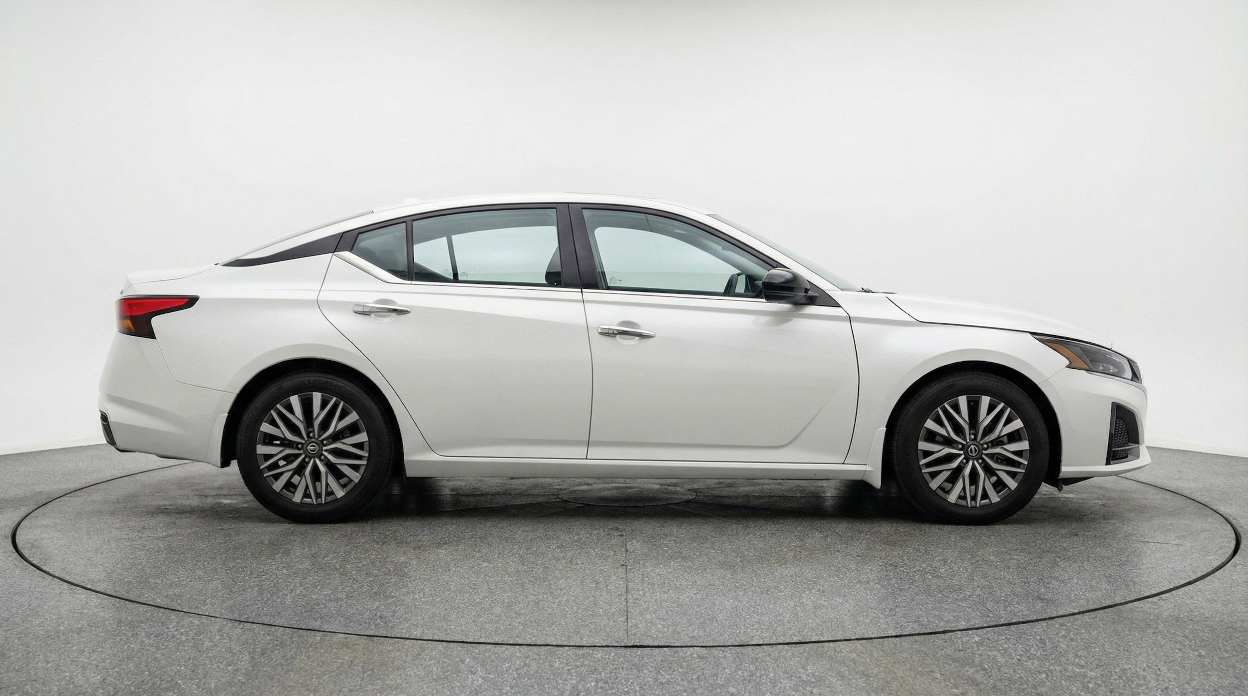 Thumbnail: 2025 Nissan Altima - 11