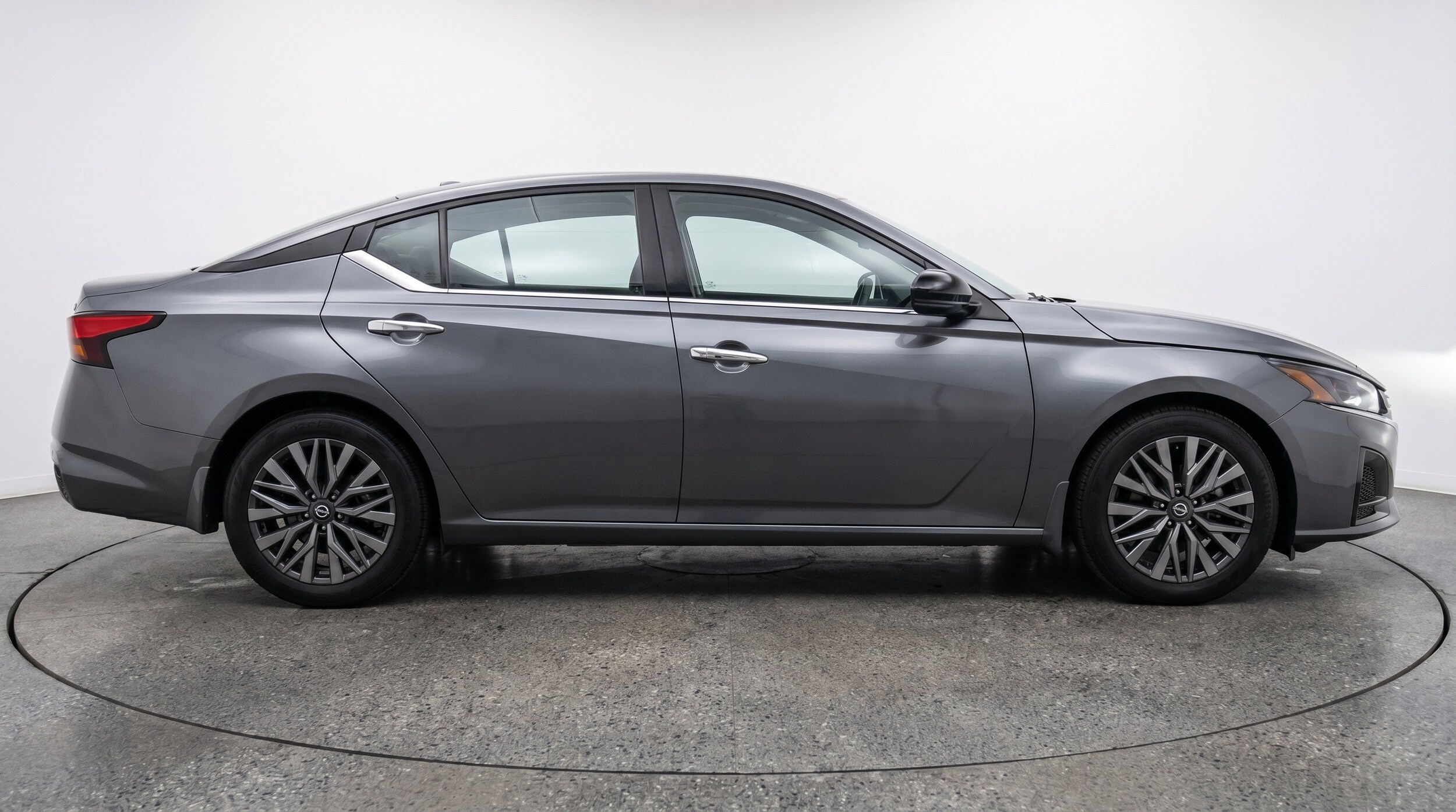 Thumbnail: 2025 Nissan Altima - 10