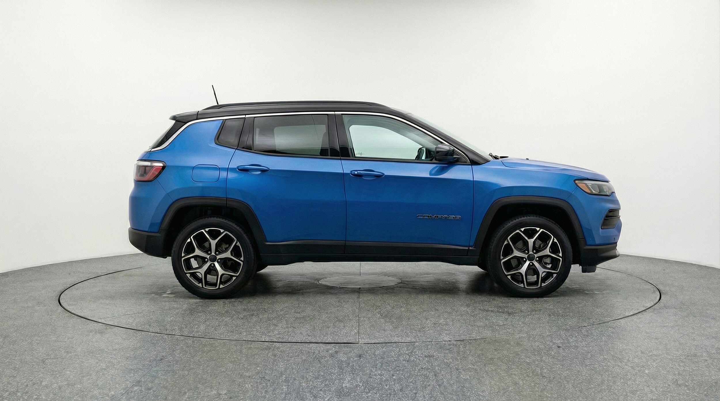 Thumbnail: 2025 Jeep Compass - 11