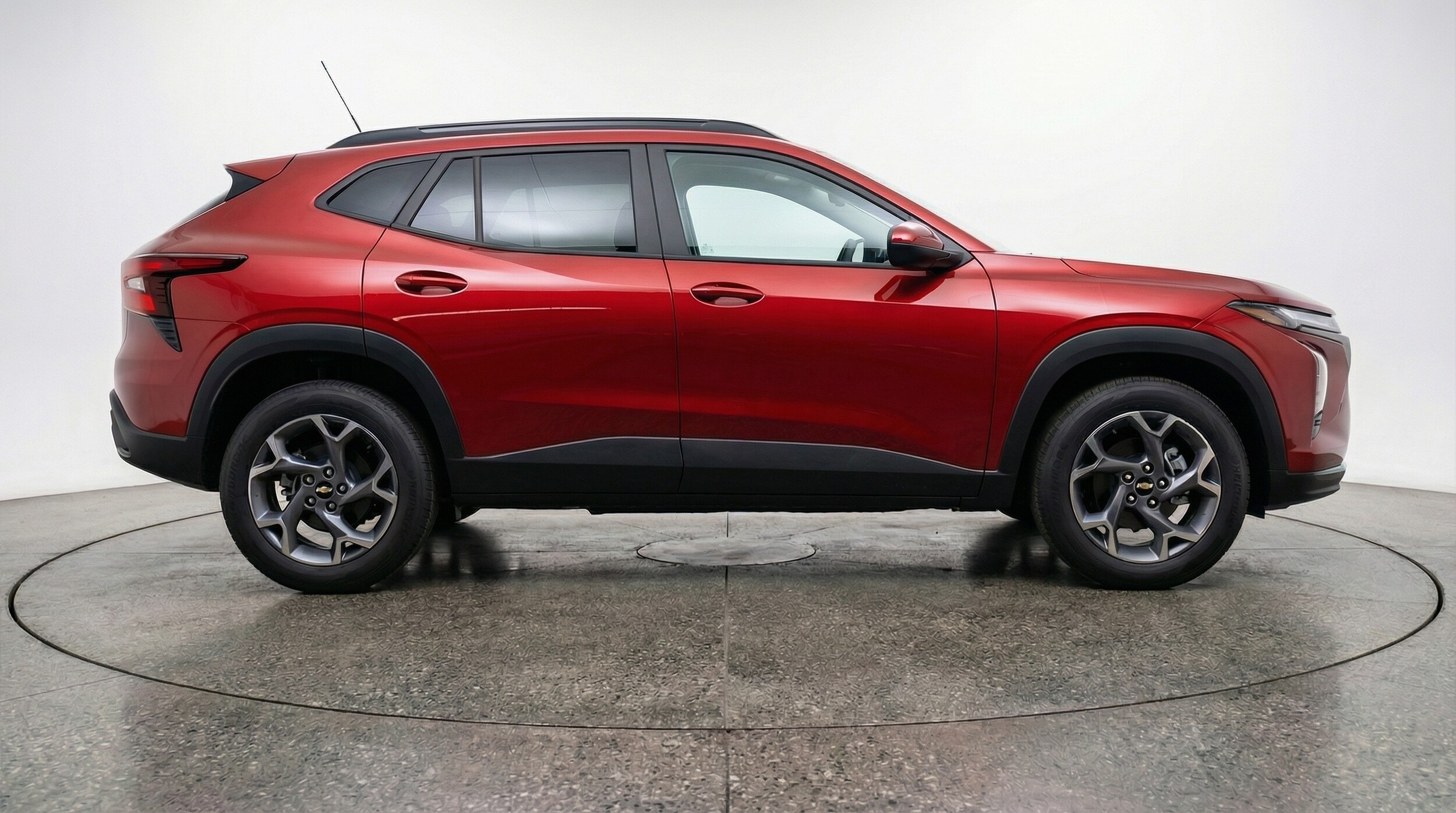 Thumbnail: 2025 Chevrolet Trax - 8