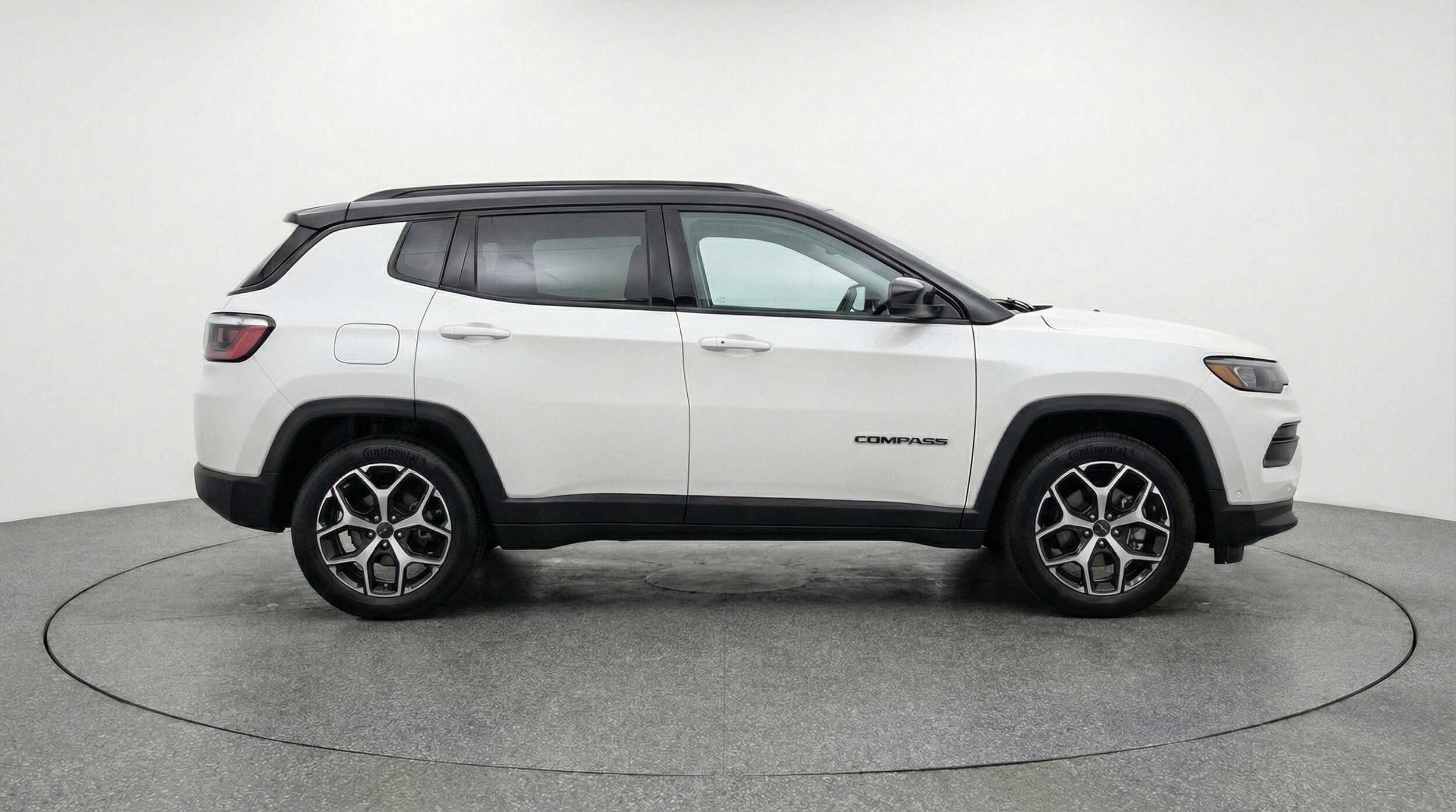 Thumbnail: 2025 Jeep Compass - 11