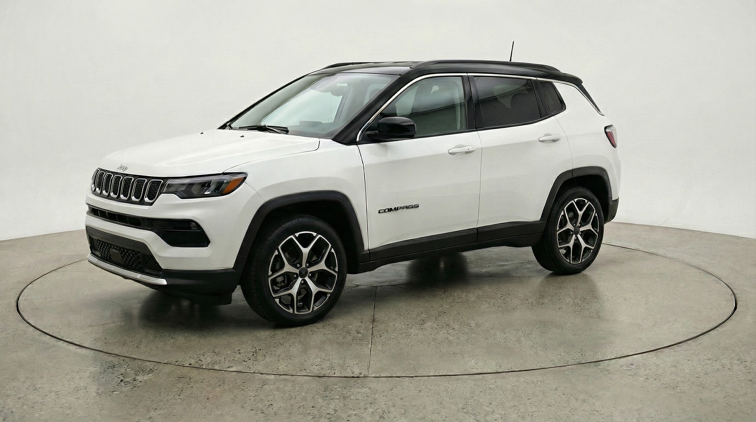 Thumbnail: 2025 Jeep Compass - 3