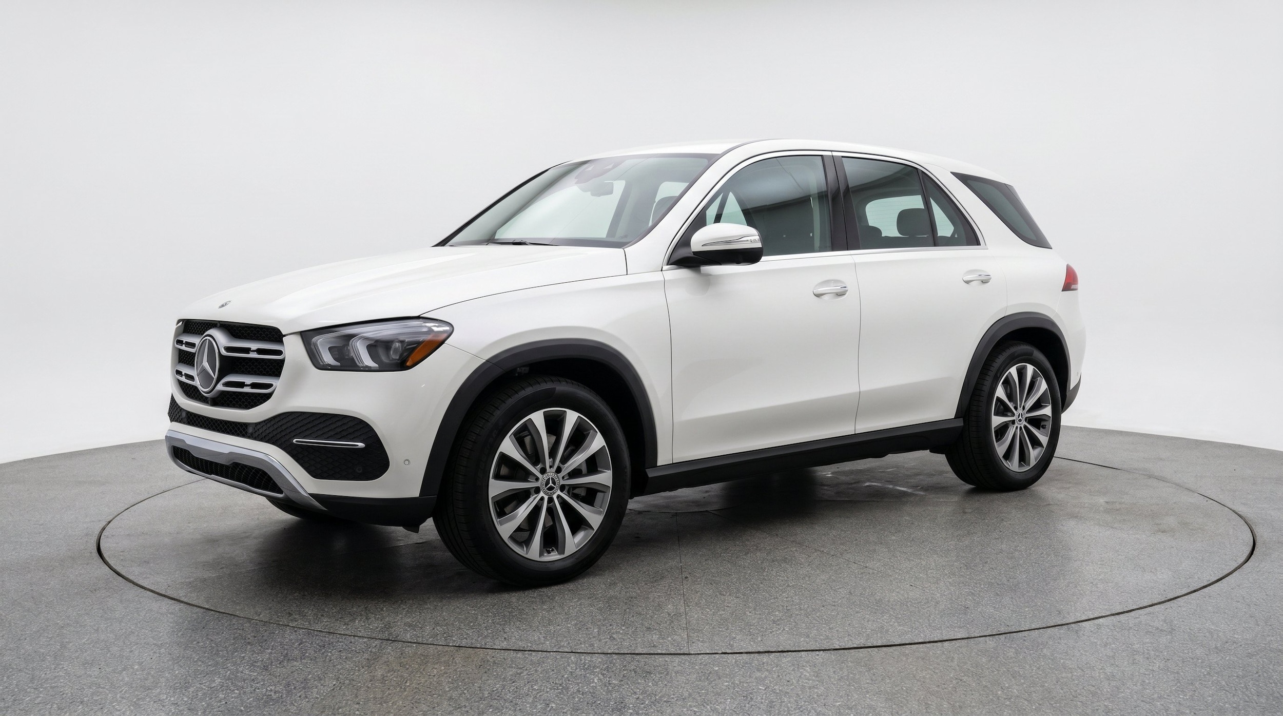 Thumbnail: 2026 Mercedes-Benz GLE - 3