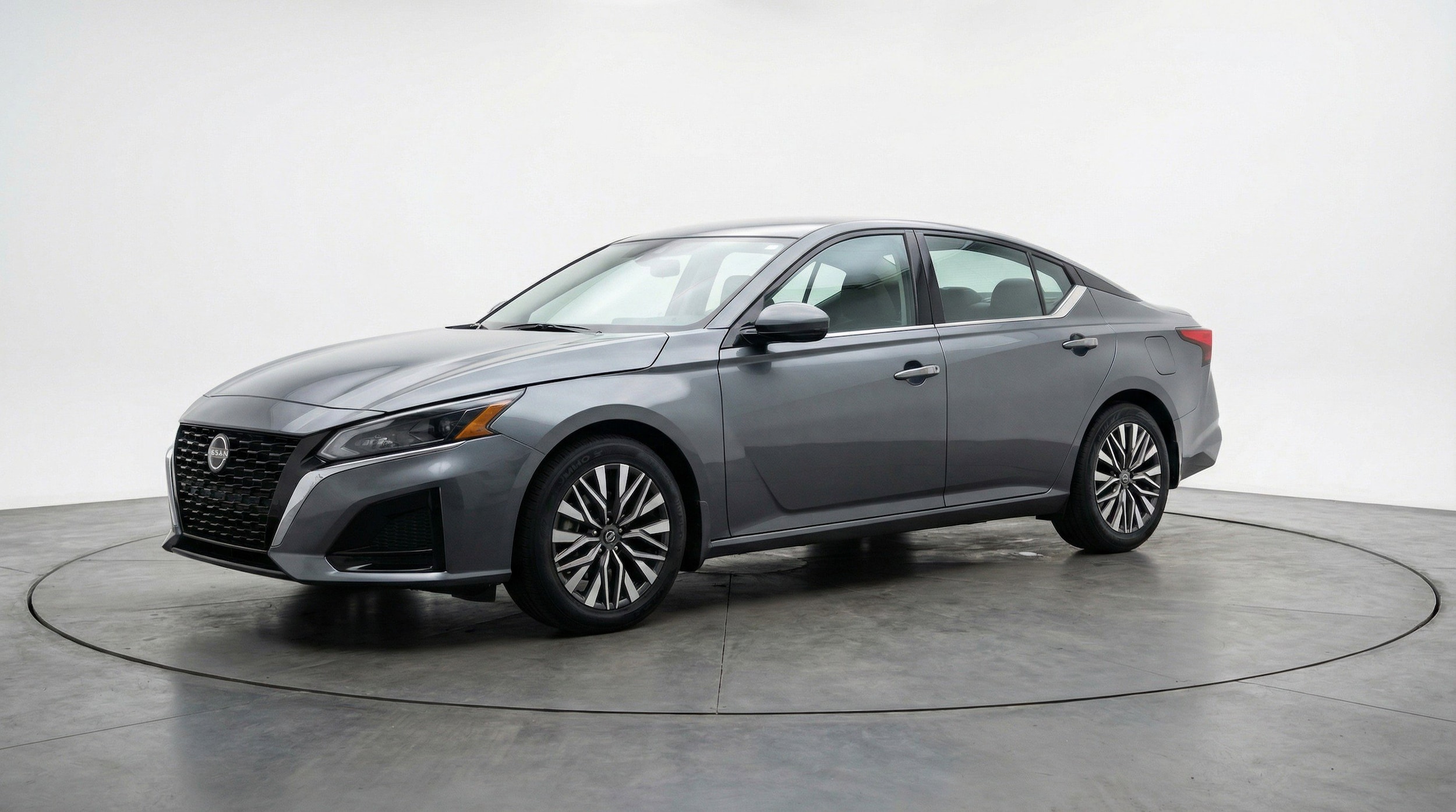 Thumbnail: 2025 Nissan Altima - 3