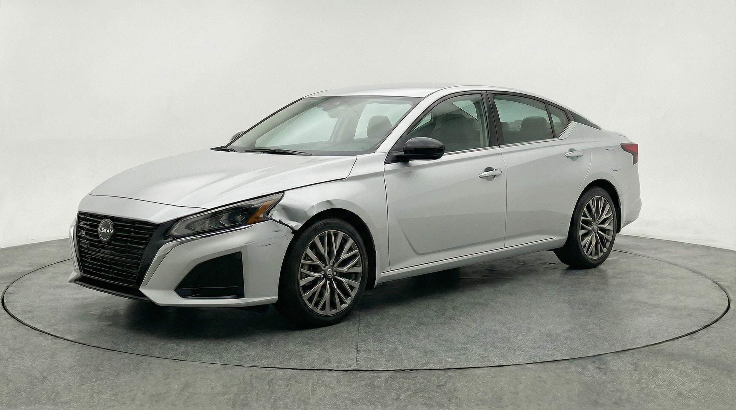 Thumbnail: 2025 Nissan Altima - 3