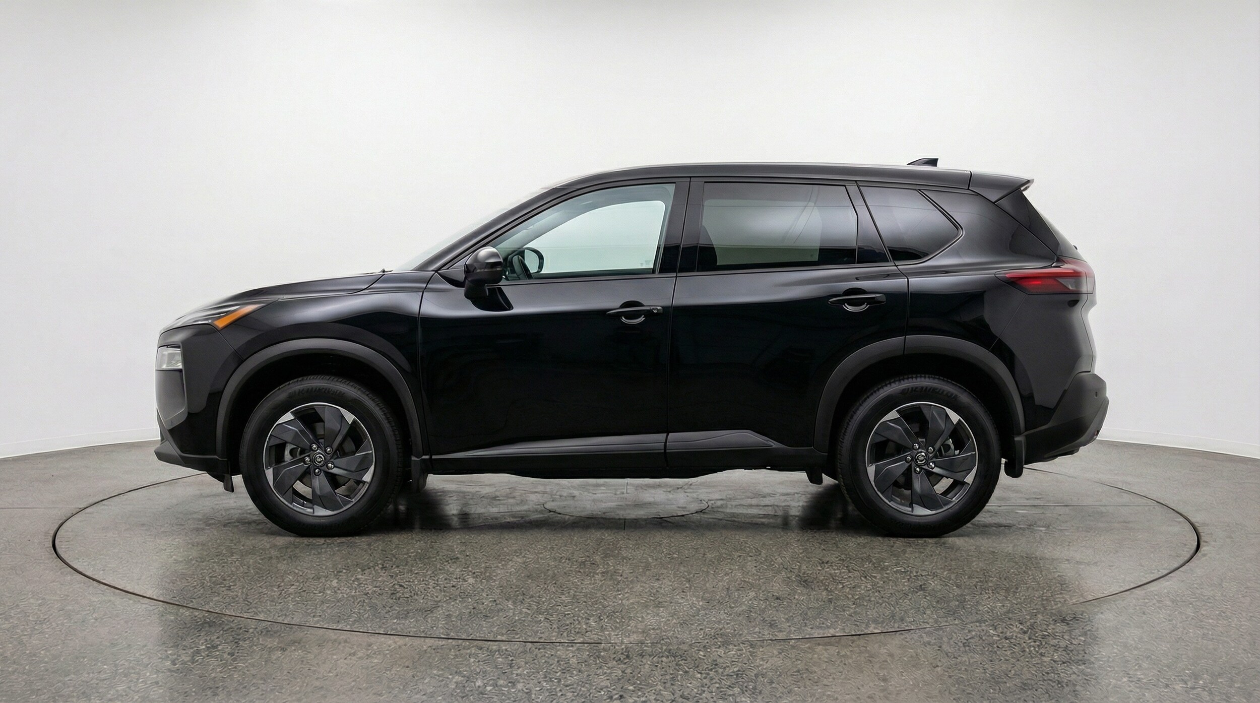 Thumbnail: 2025 Nissan Rogue - 4