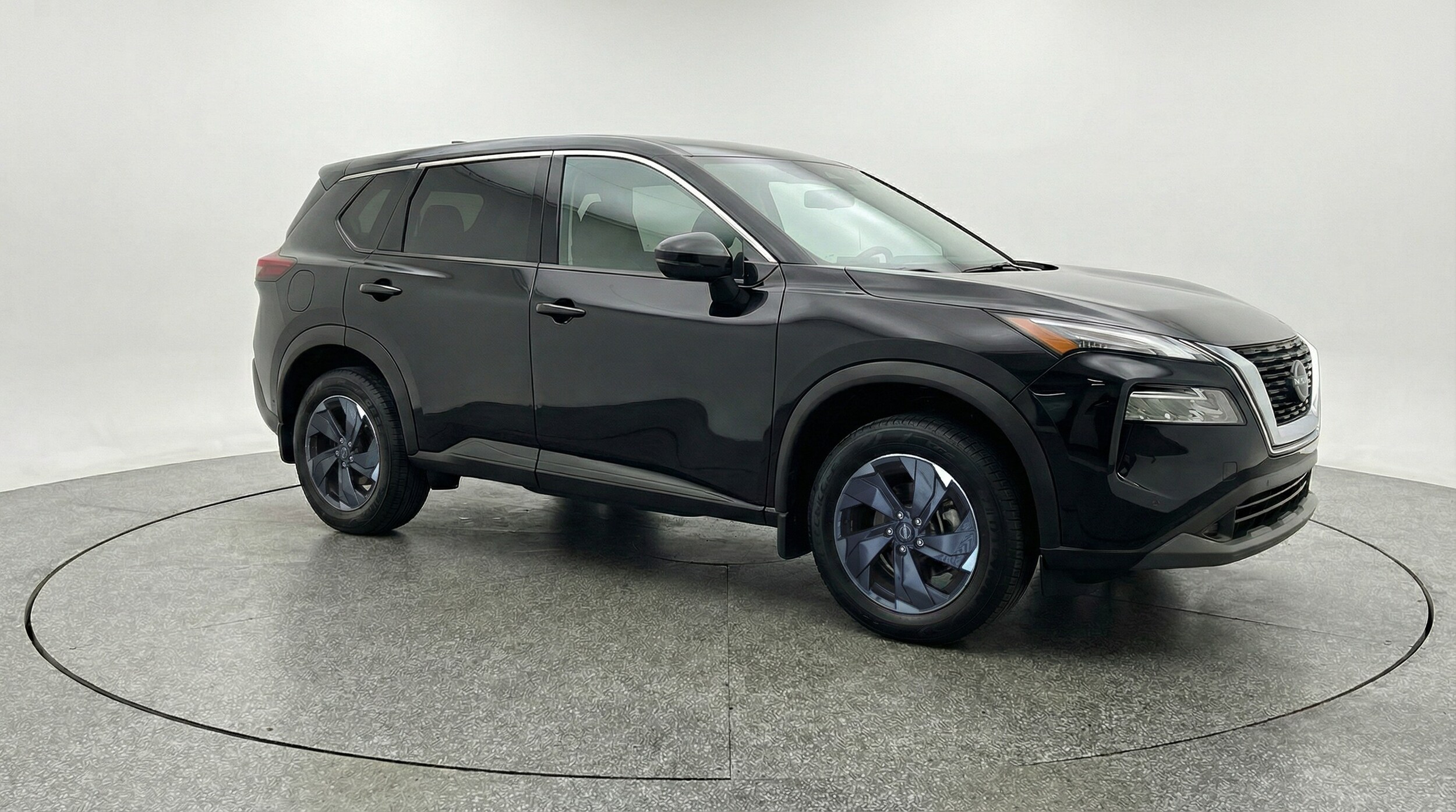 Thumbnail: 2025 Nissan Rogue - 1