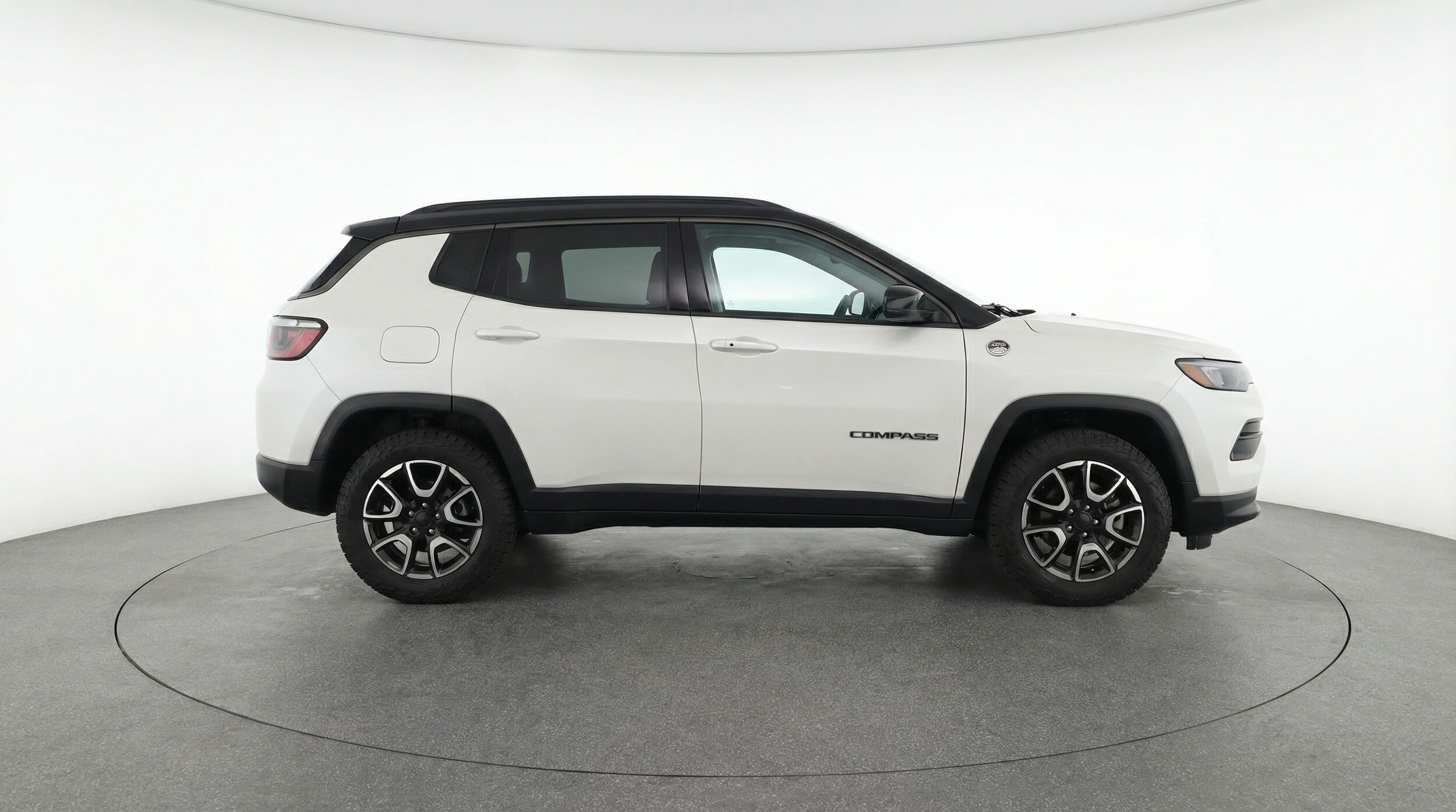 Thumbnail: 2025 Jeep Compass - 8